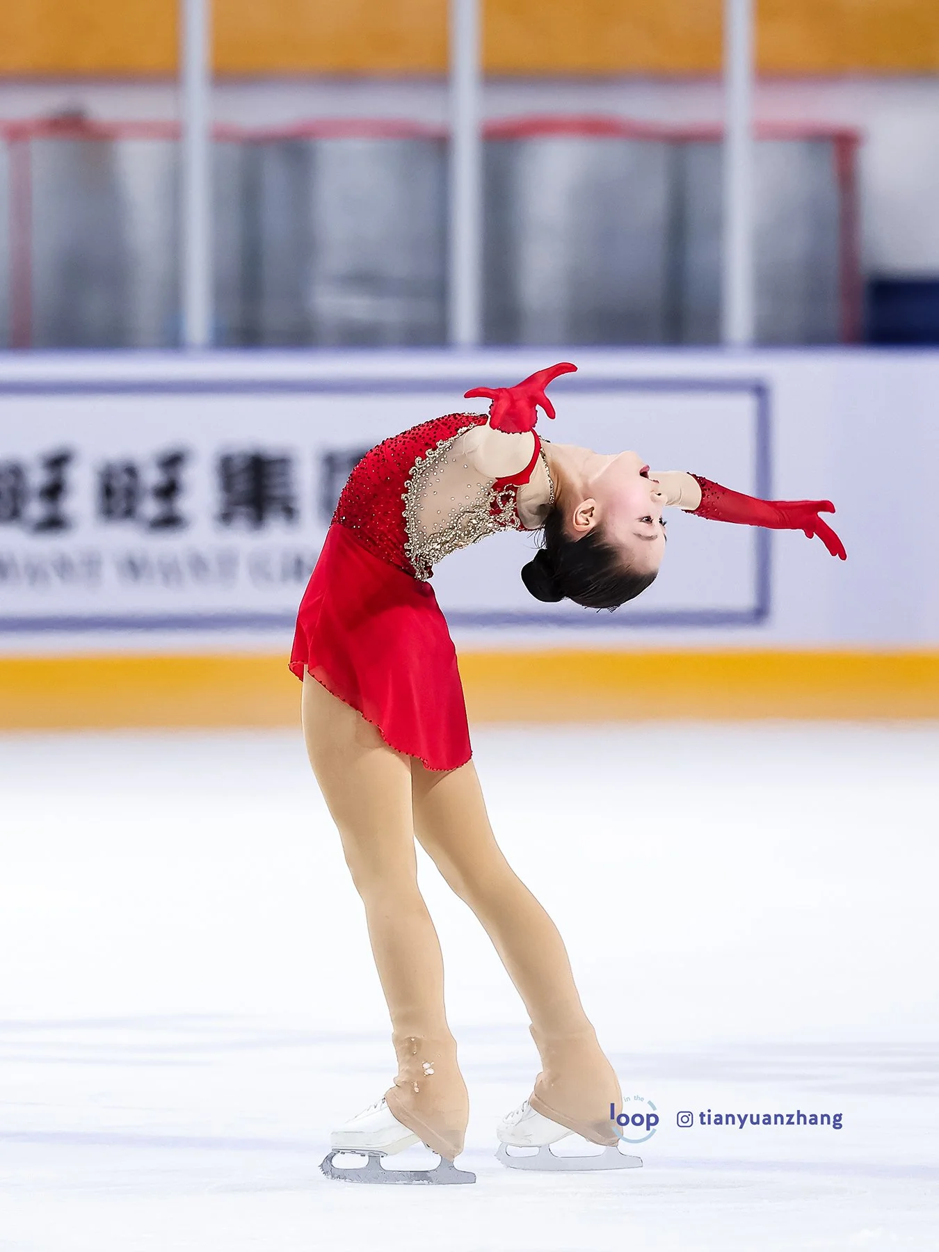 HU Ronghua 2.jpg