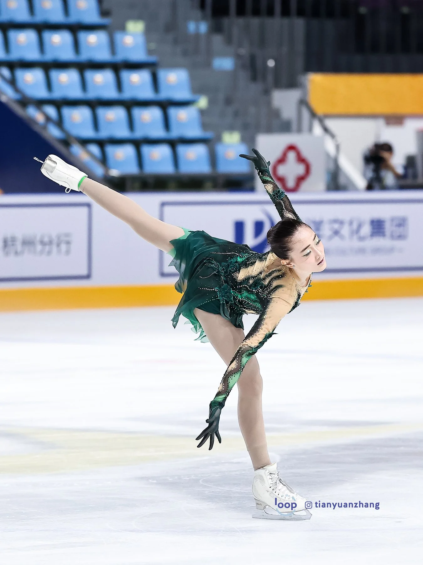 LI Lutong.jpg