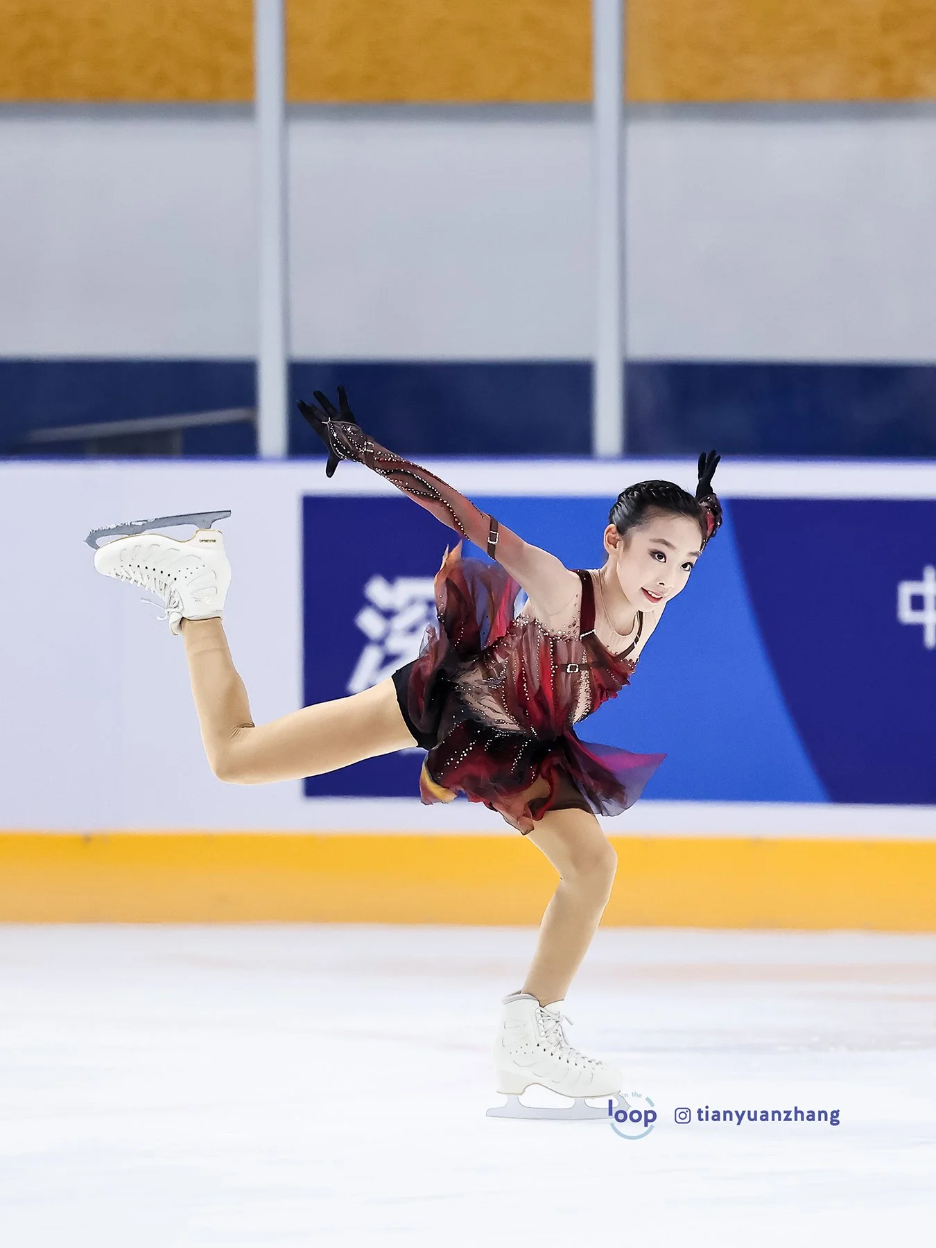 SHI Yuqiao 2.jpg