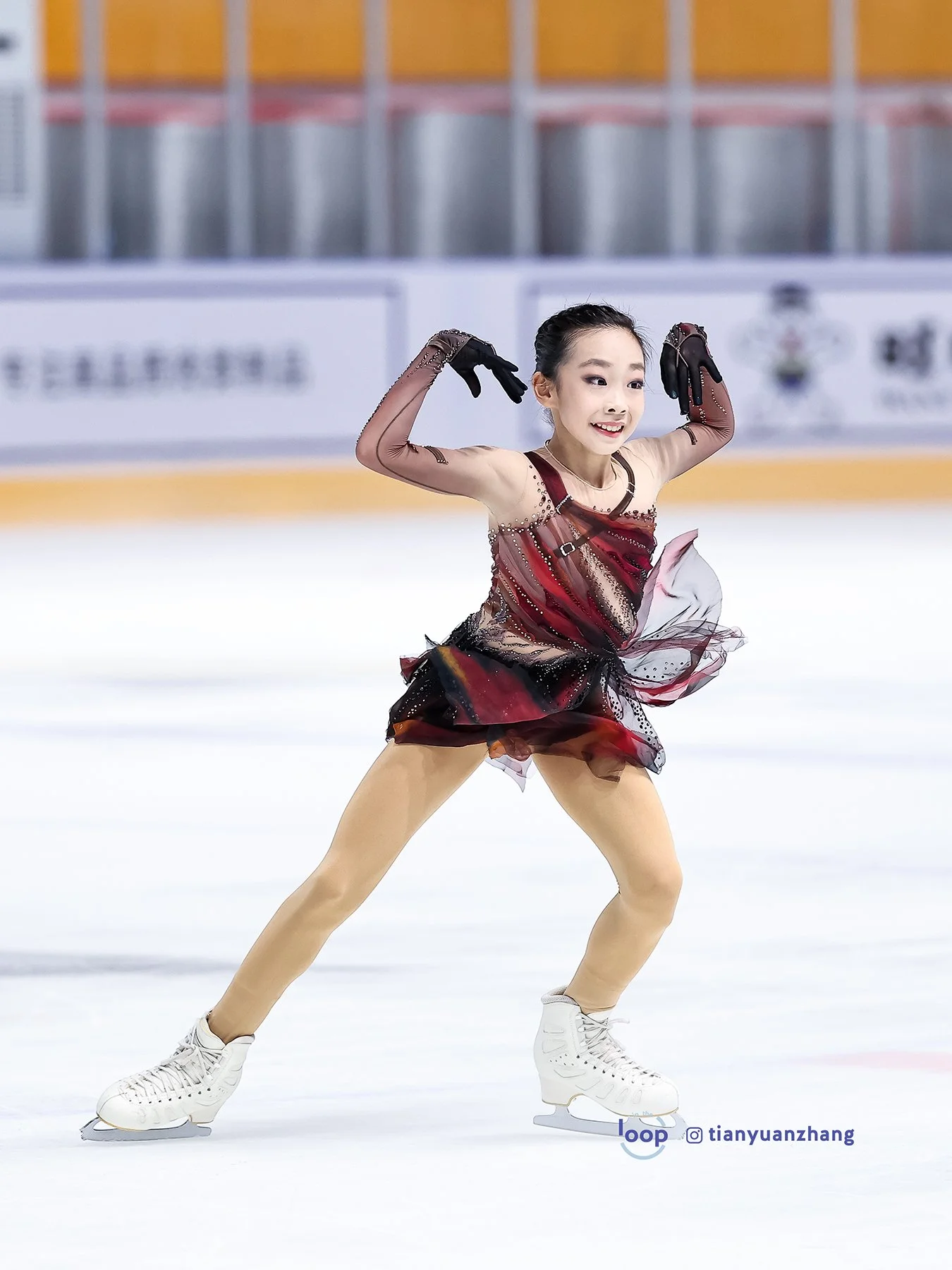 SHI Yuqiao.jpg