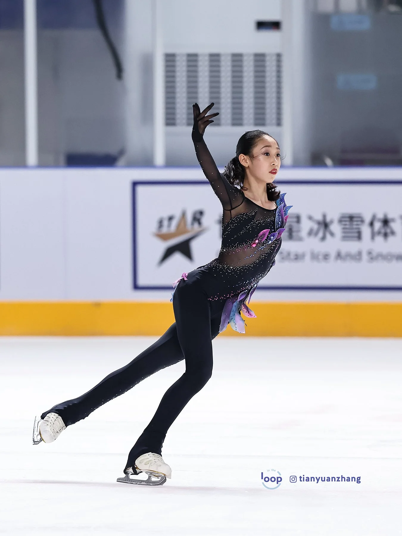 DONG Xincheng 1.jpg