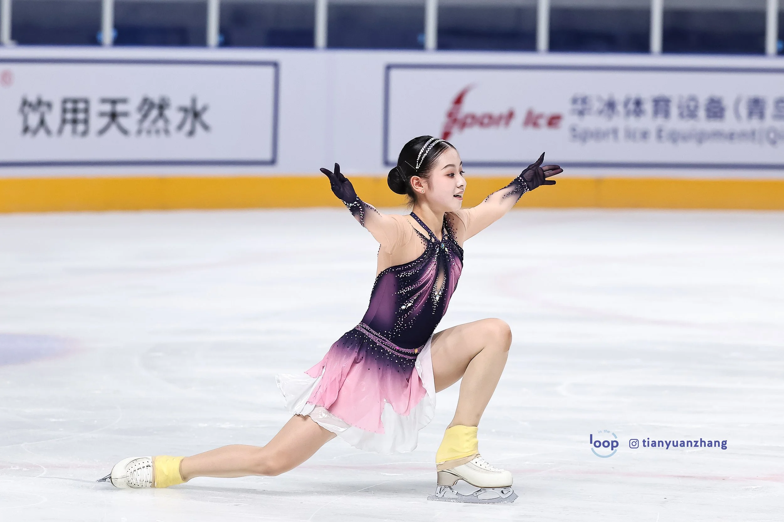 HUANG Yanyi.jpg