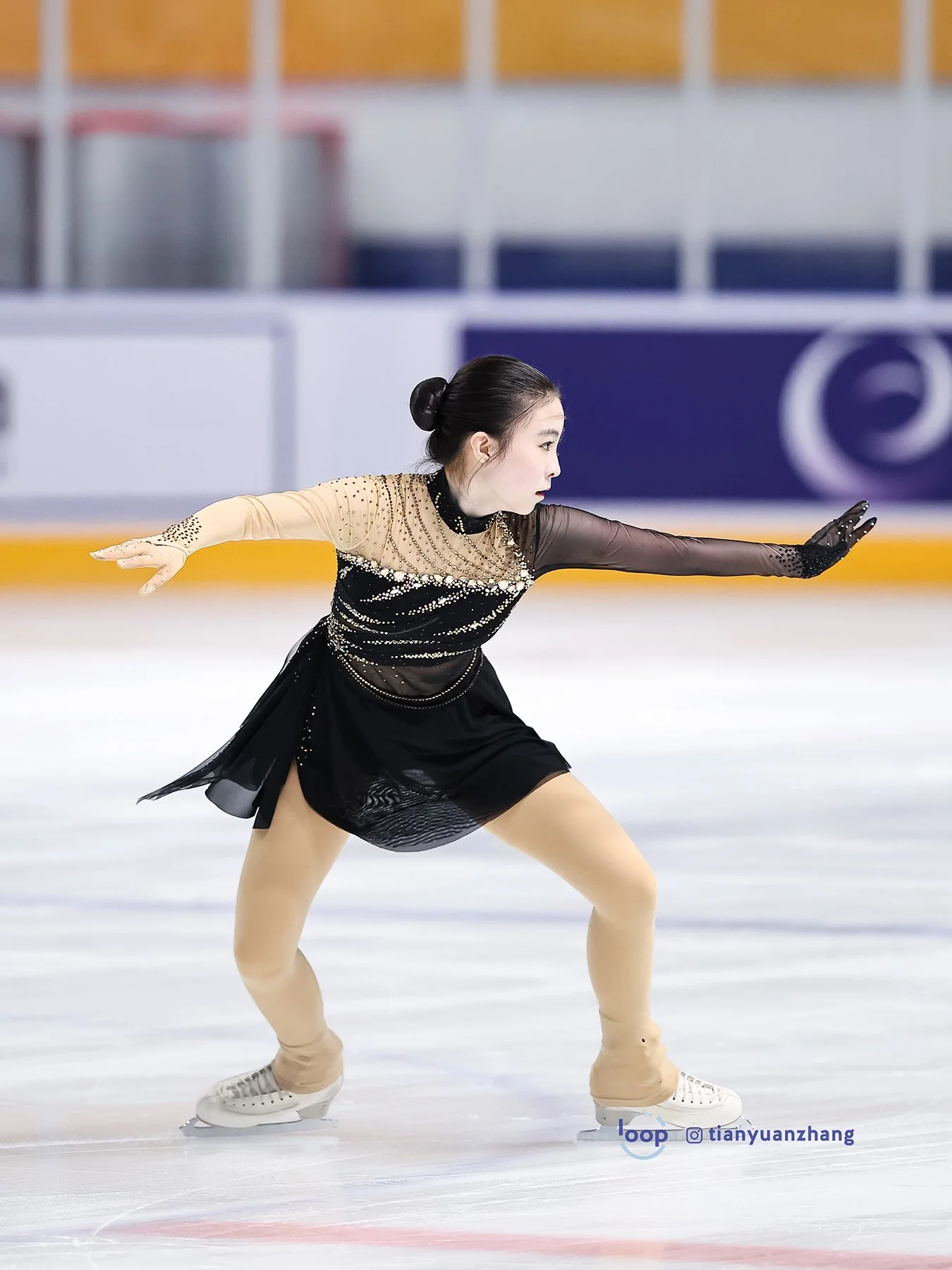 LI Muhan.jpg