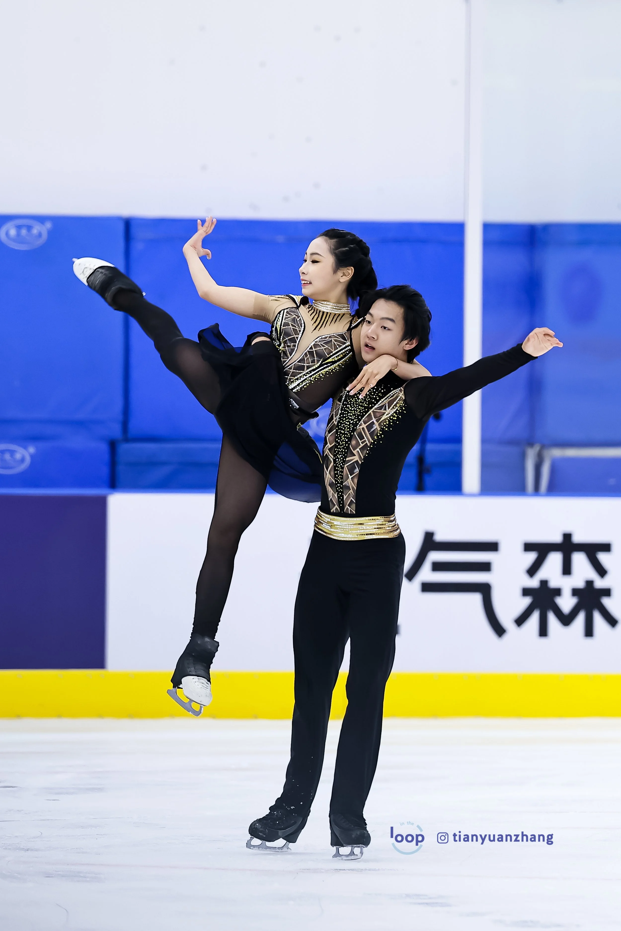 KANG Xinyue_HAO Shibo.jpg