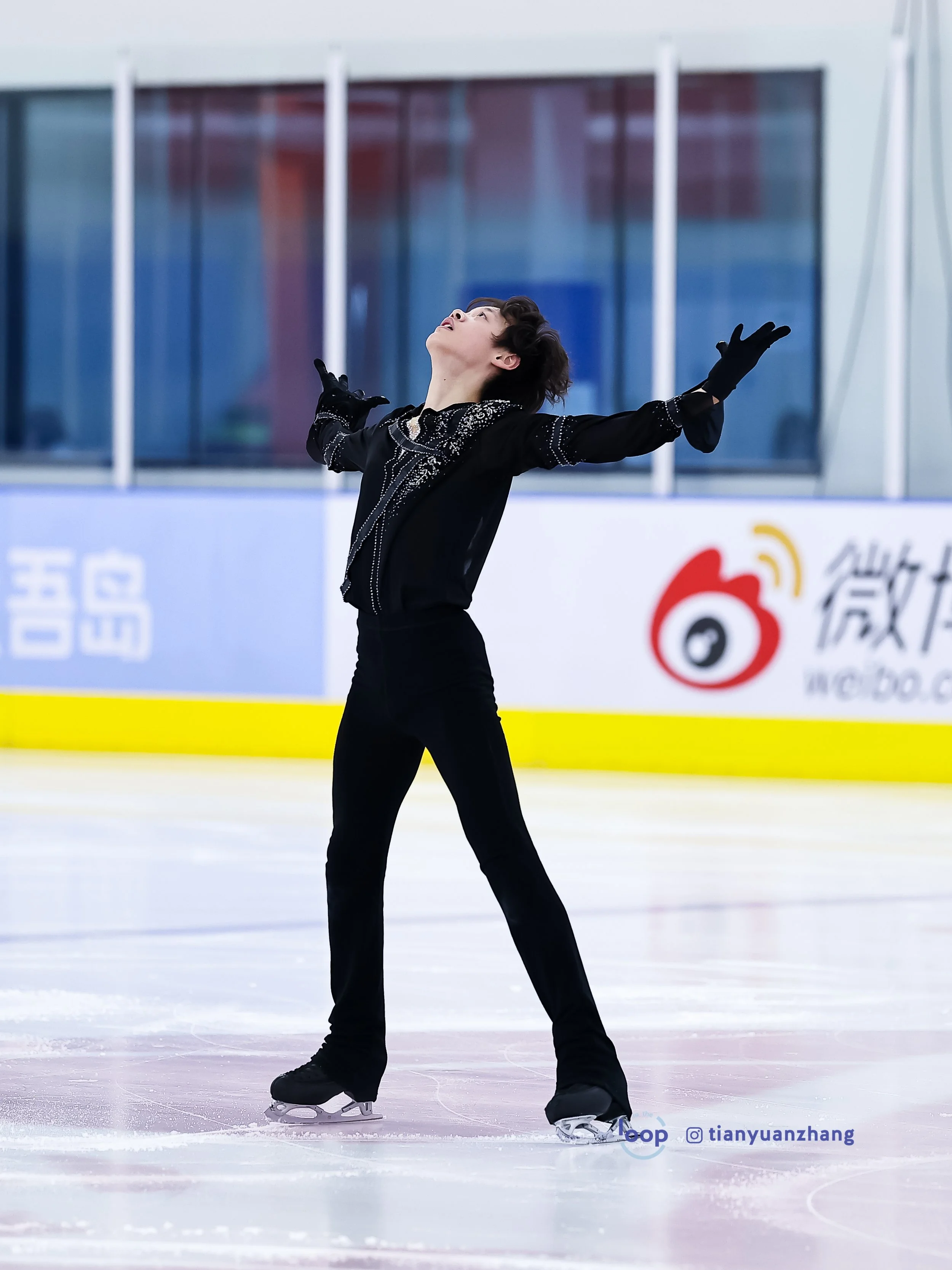GU Jiachen.jpg