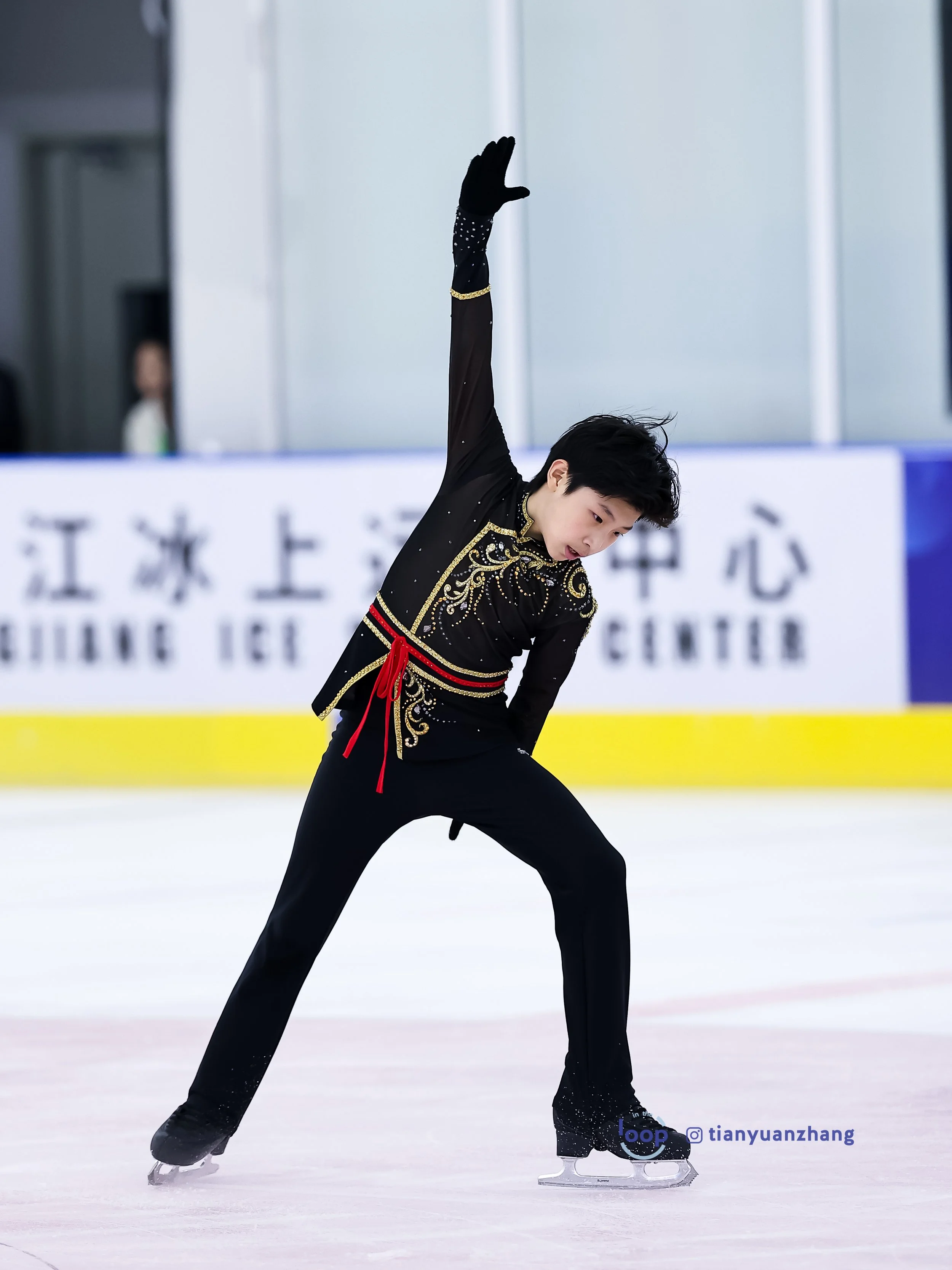 LI Zhuolang 2.jpg