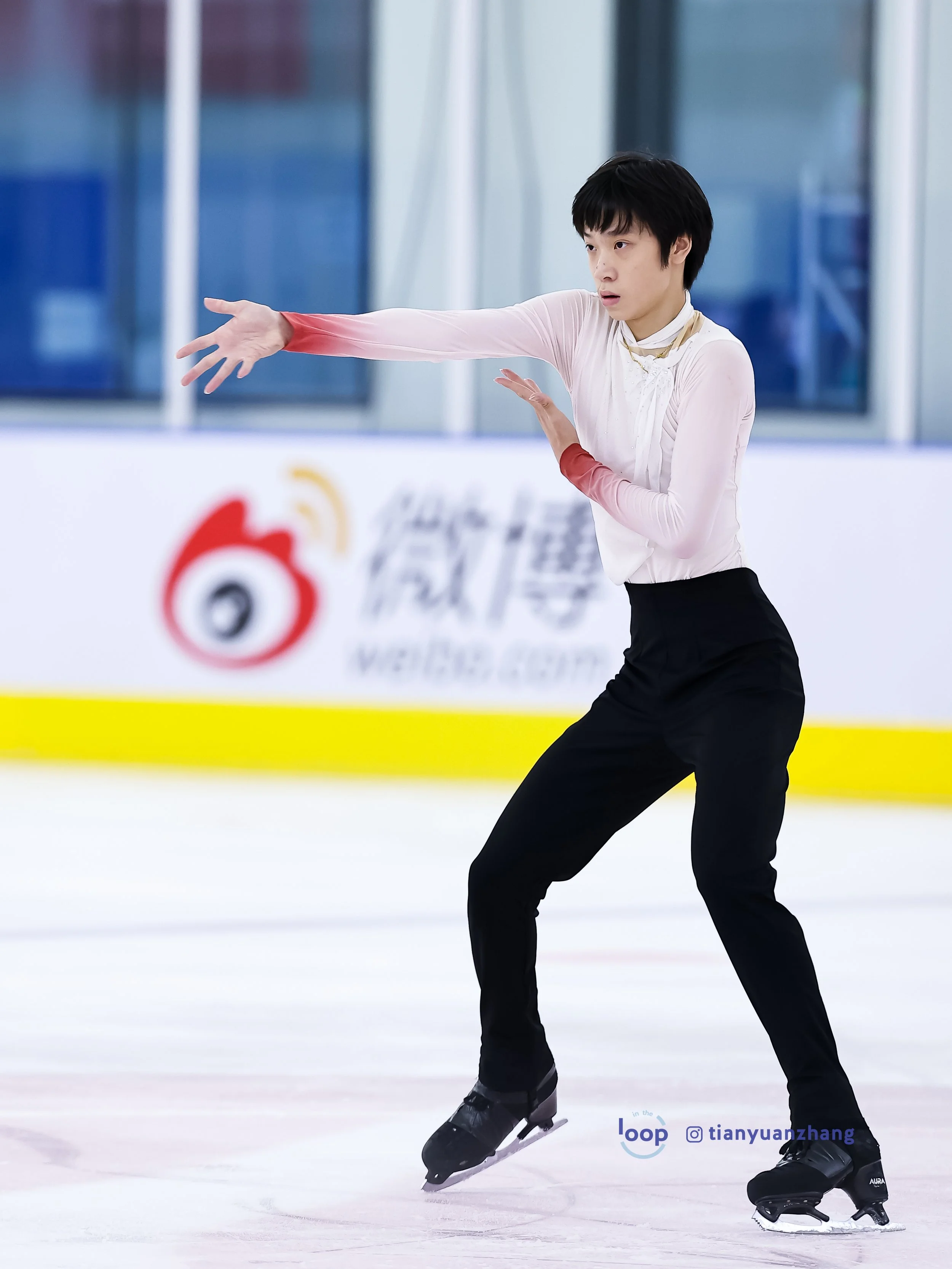 SUN Yihe.jpg