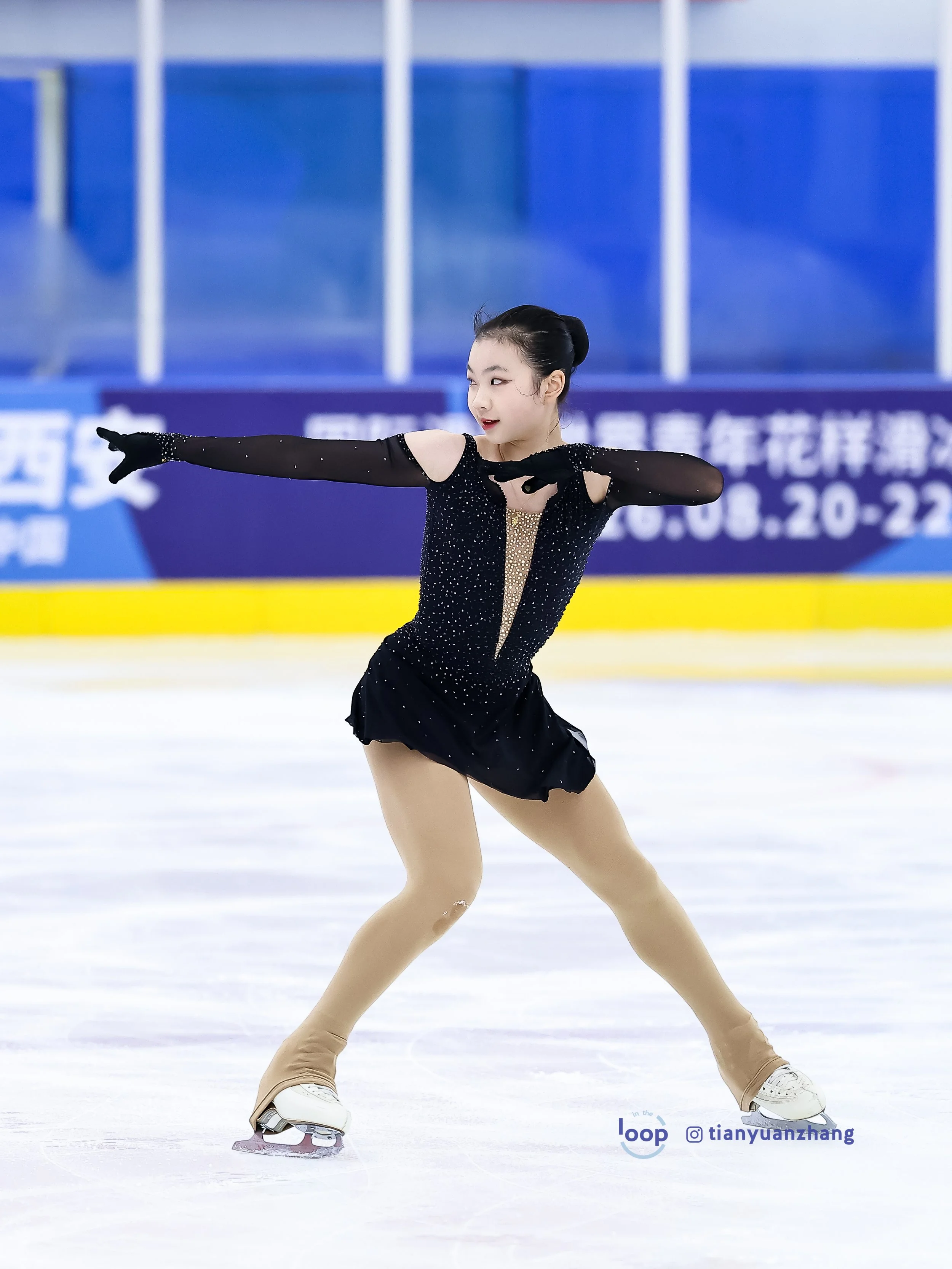 QIU Xuanxuan.jpg