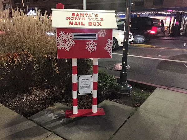Santa’s mail Box on Corner of Kirkland Ave and Lake St.