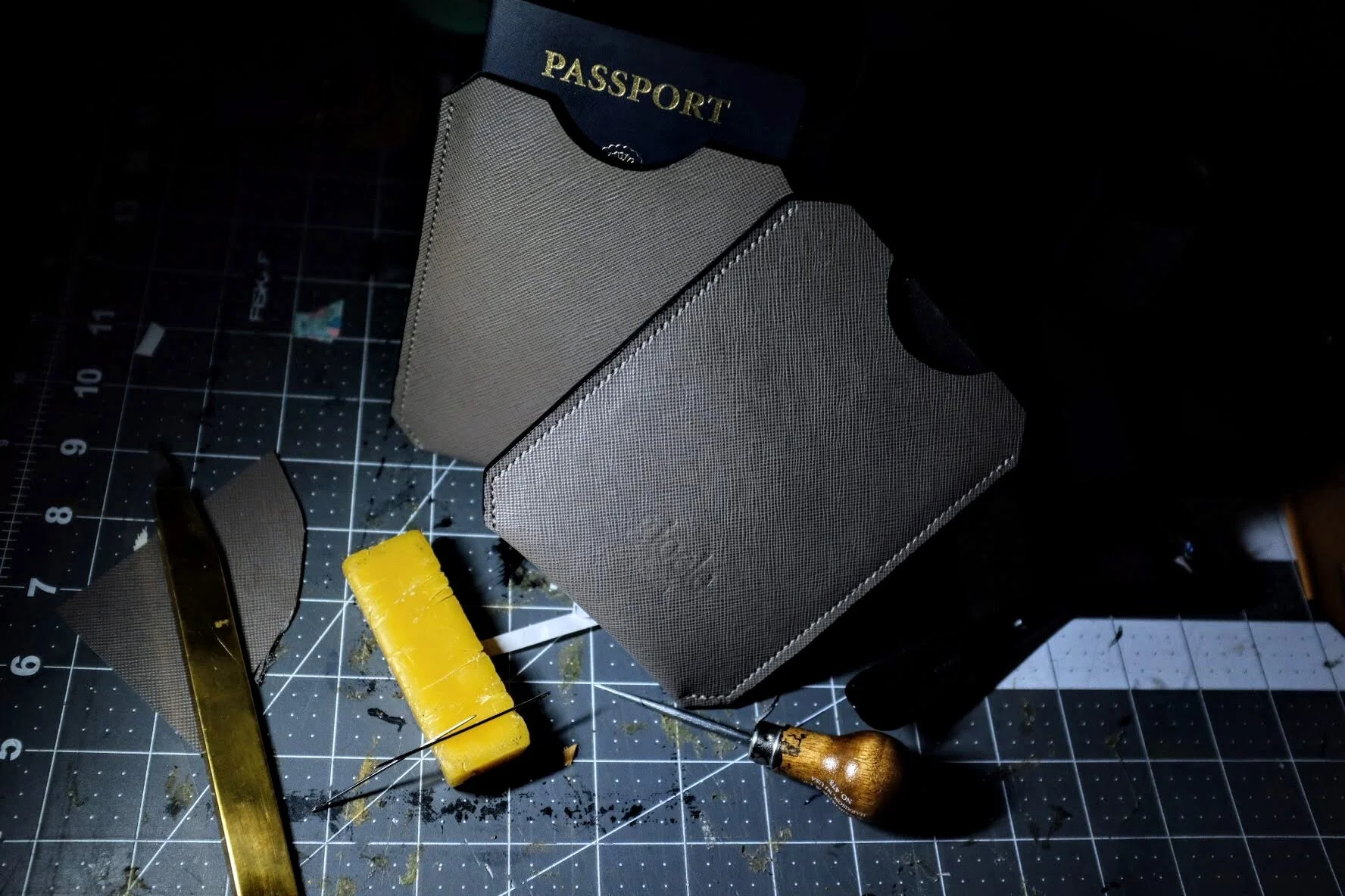 36.p Series - Passport Holder - Stone Grey