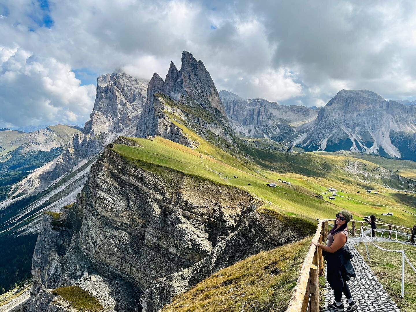 Italy&rsquo;s Dolomites📍 Instant recharge 🔋 ⁣
⁣
I was born in a really mountainous country but grew up in sunny (and super flat 😂) Miami, FL. No joke, we get excited over hills (ask a Miamian about the best meeting point at Tropical park and they&