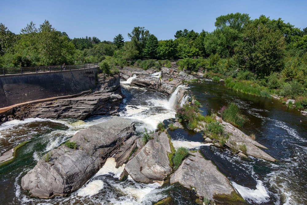 Hogs Back Falls