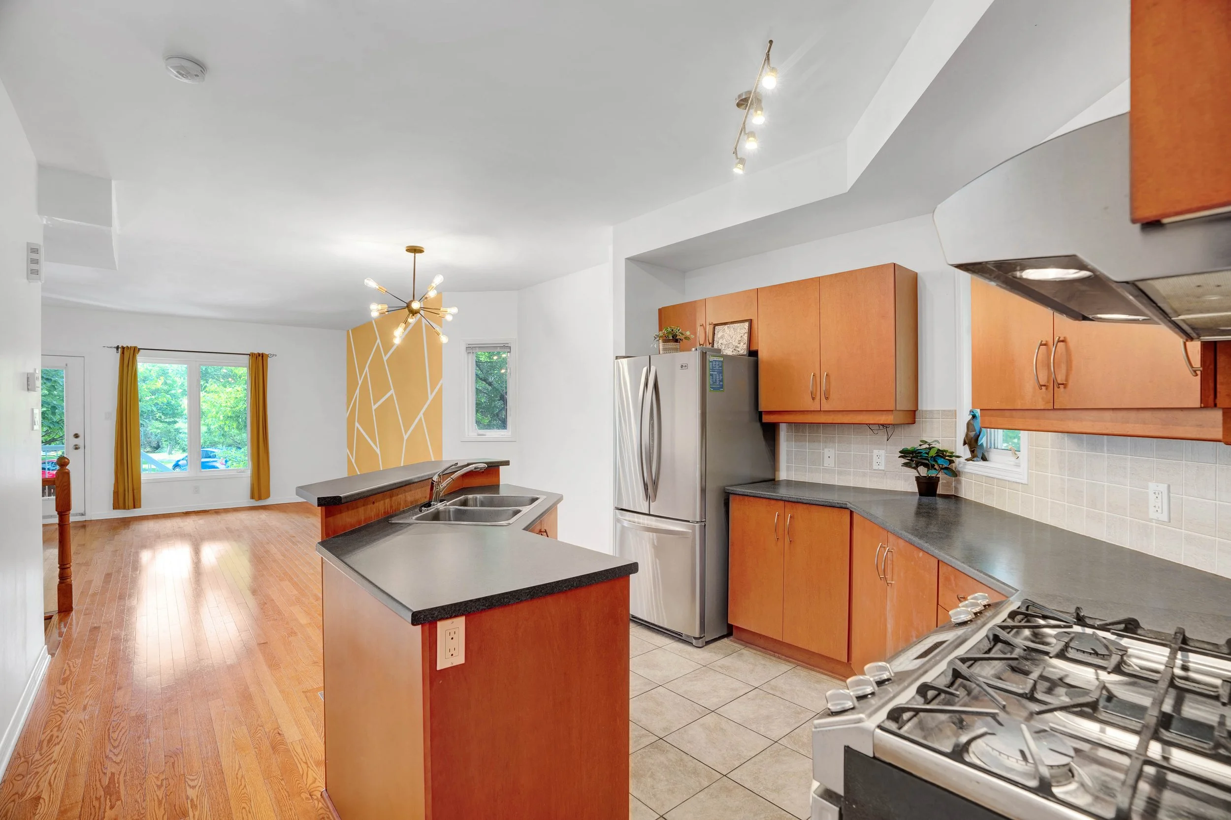 292 London Terrace-19.jpg