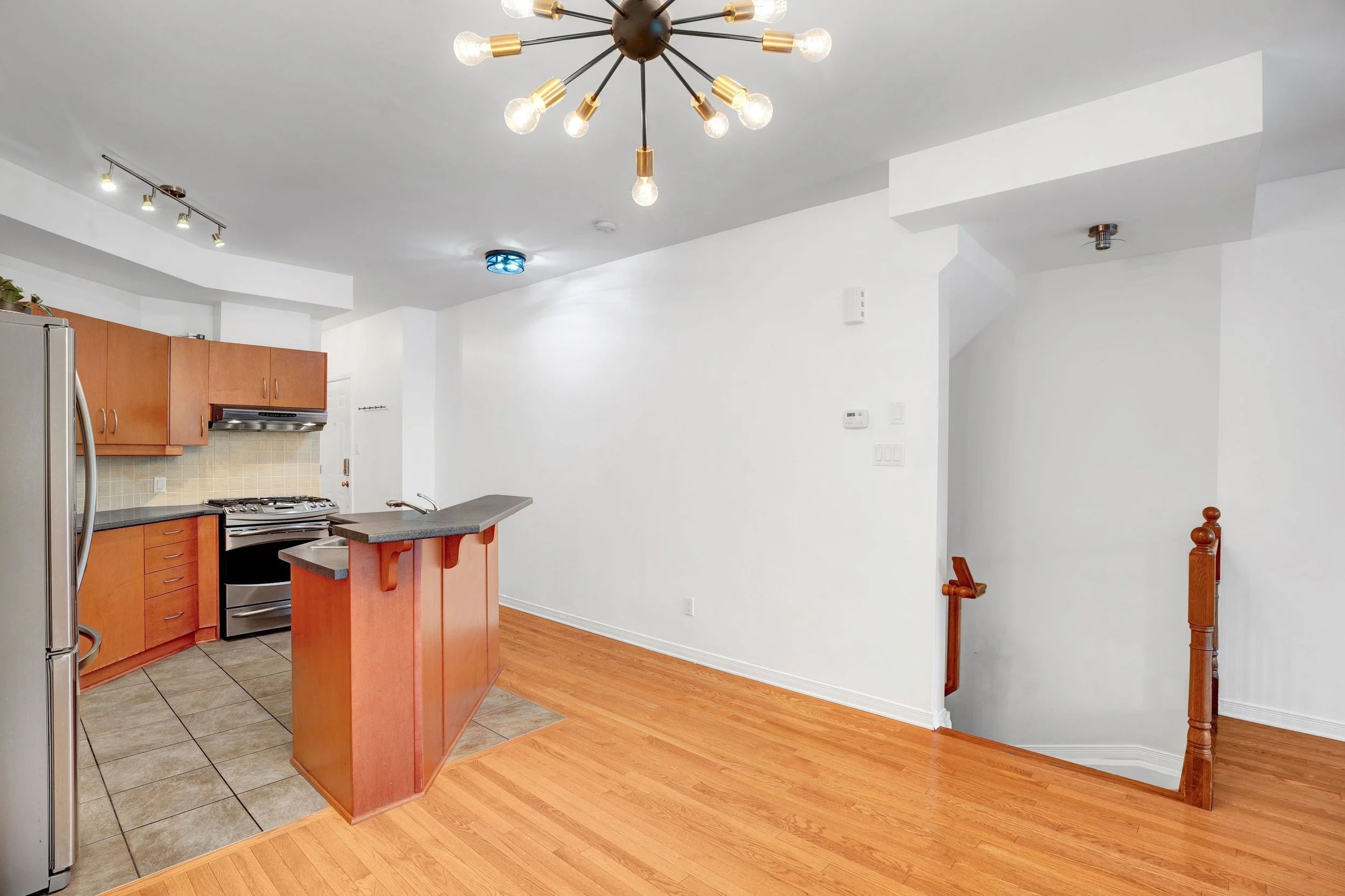 292 London Terrace-32.jpg