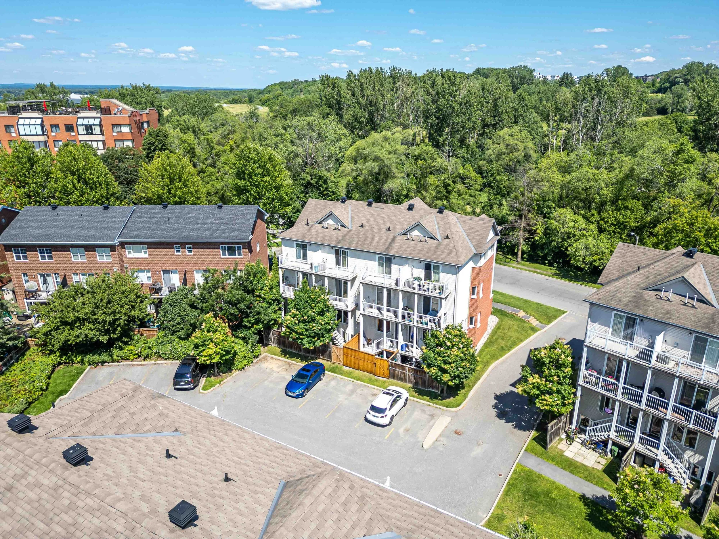 292 London Terrace-51.jpg