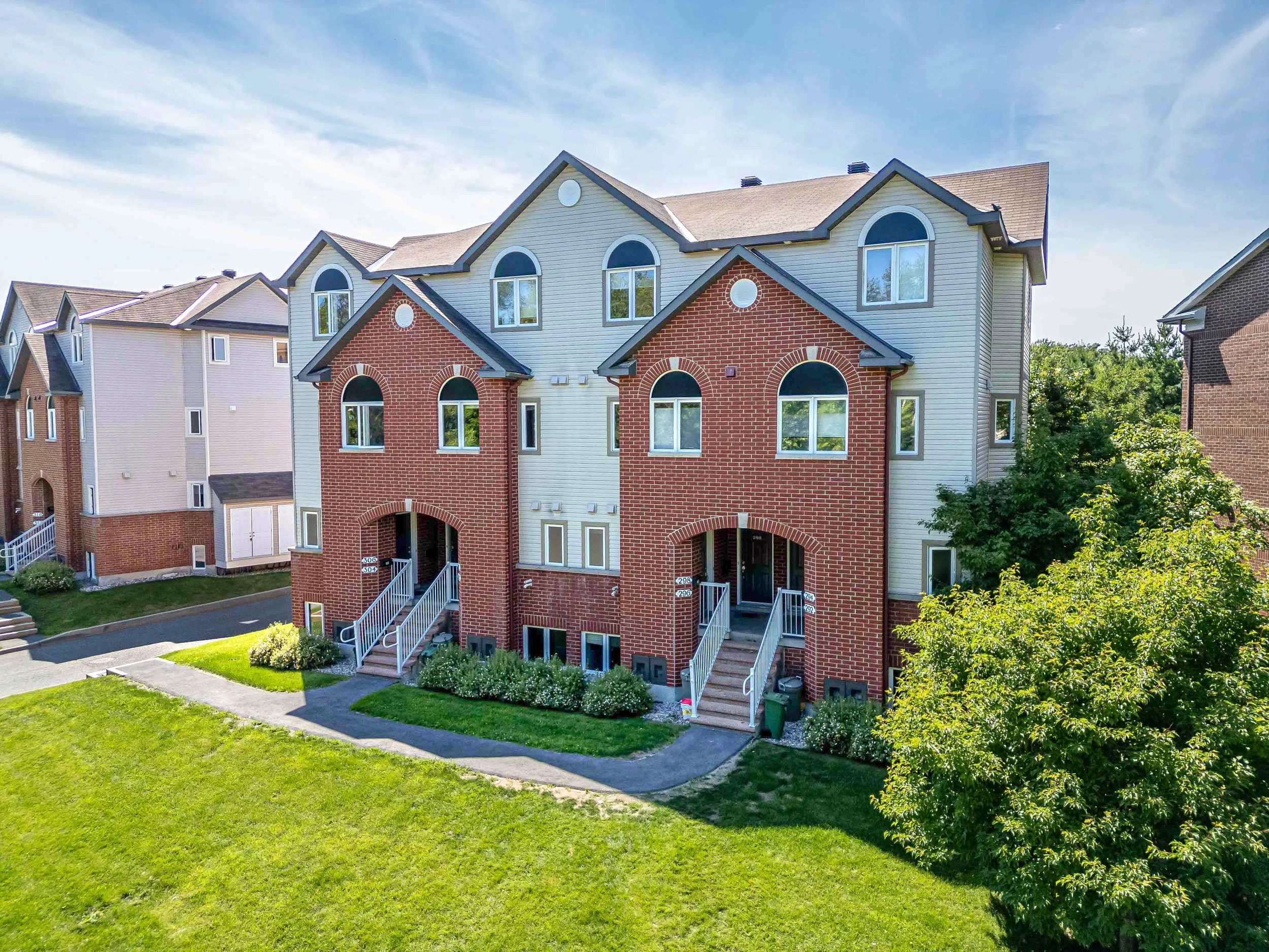 292 London Terrace ext-1.jpg