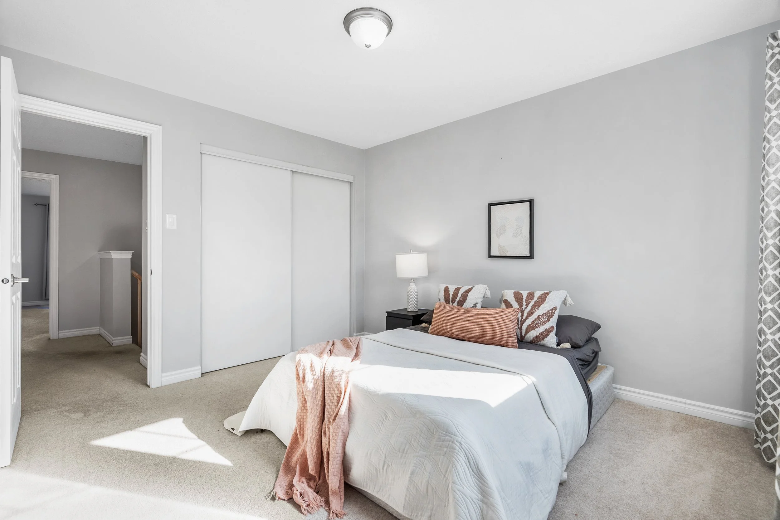 256RivertreeSt114.JPG
