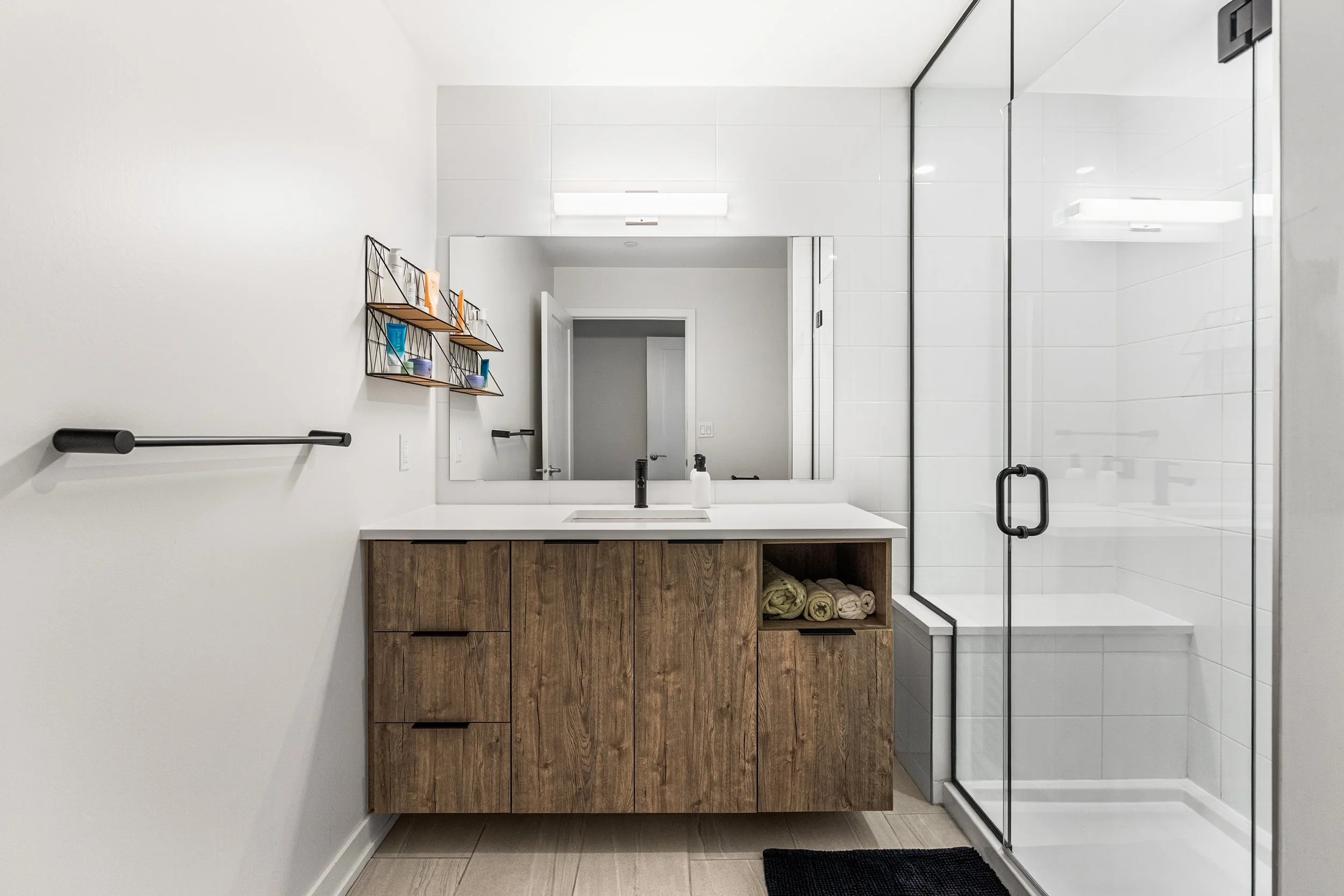 530DeMazenod - Unit 310085.jpg