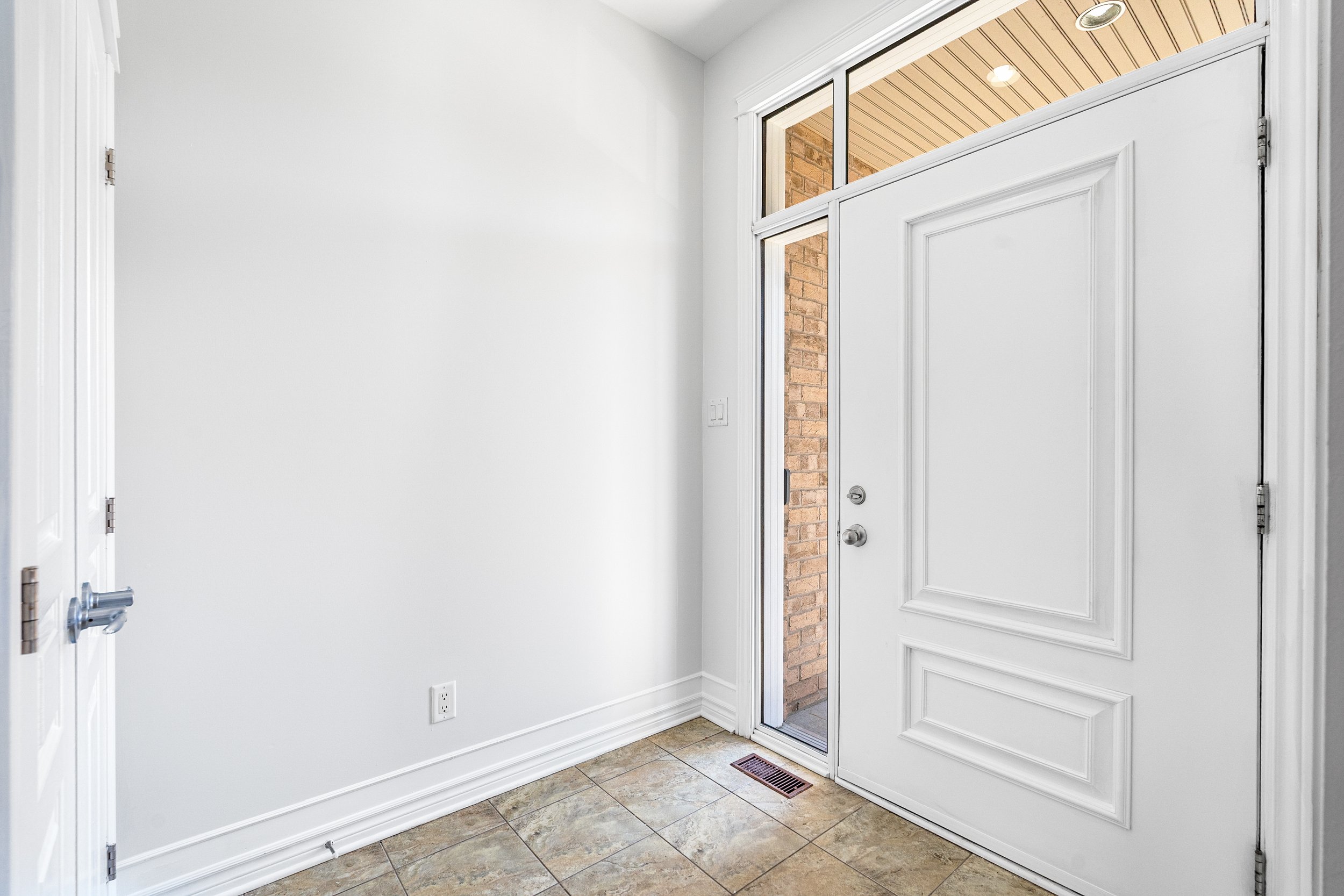 43 Claridge Dr_019.jpg