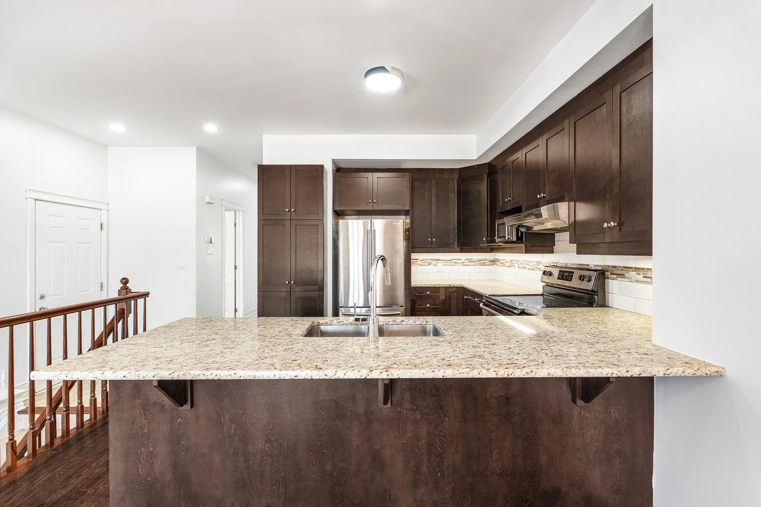 43 Claridge Dr_046.jpg
