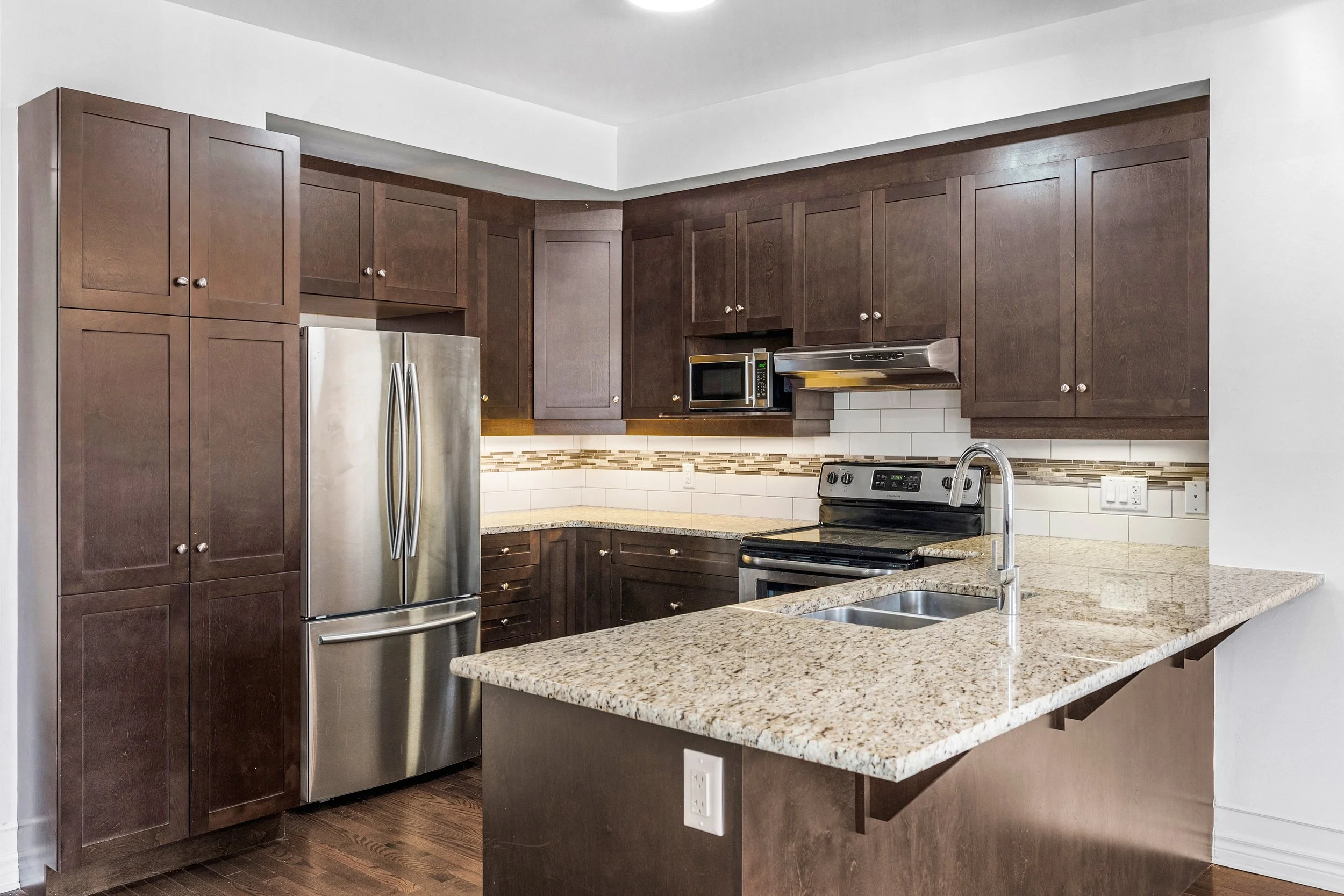 43 Claridge Dr_052.jpg