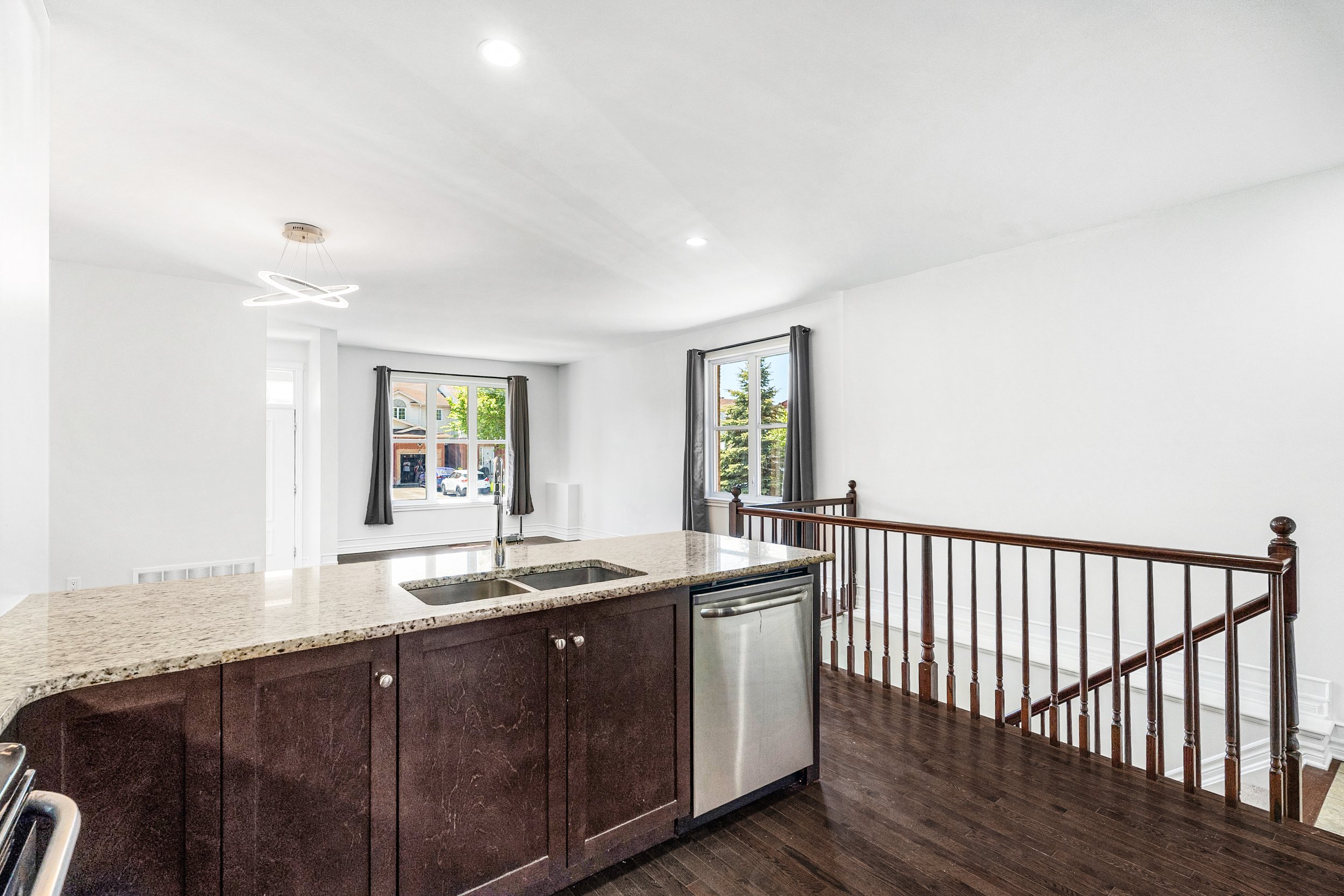 43 Claridge Dr_058.jpg