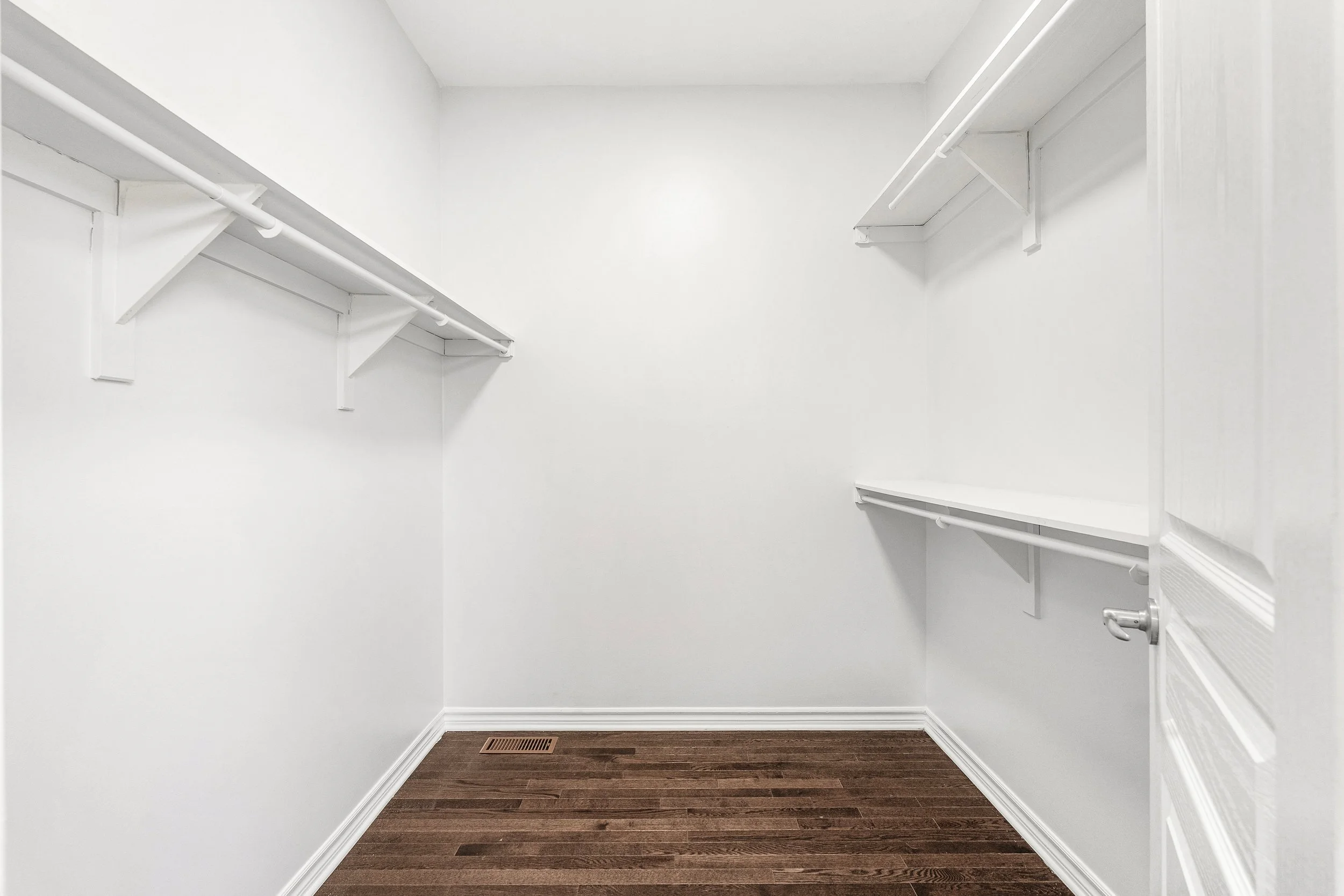 43 Claridge Dr_091.jpg