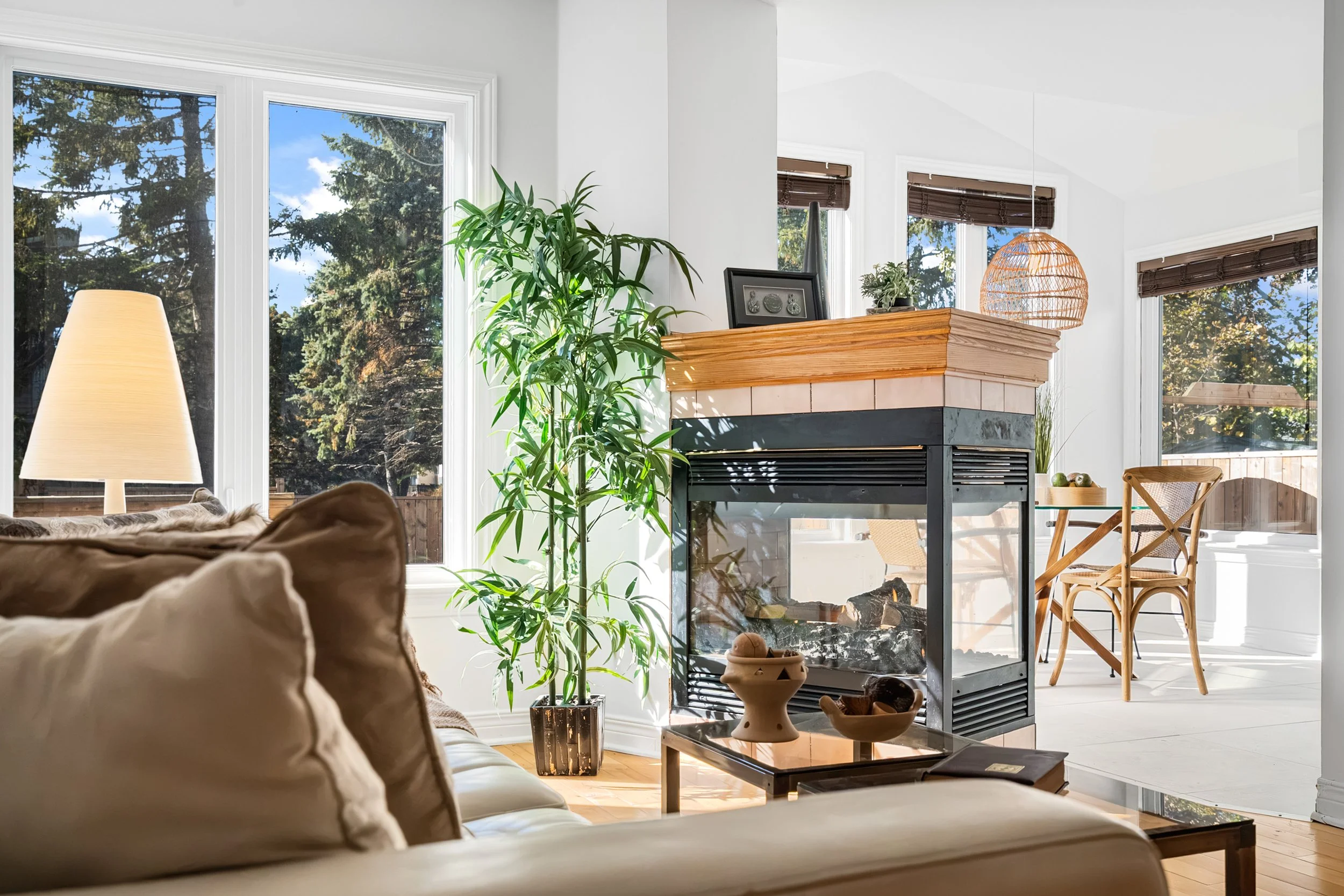 191ThornburryCres_037.jpg