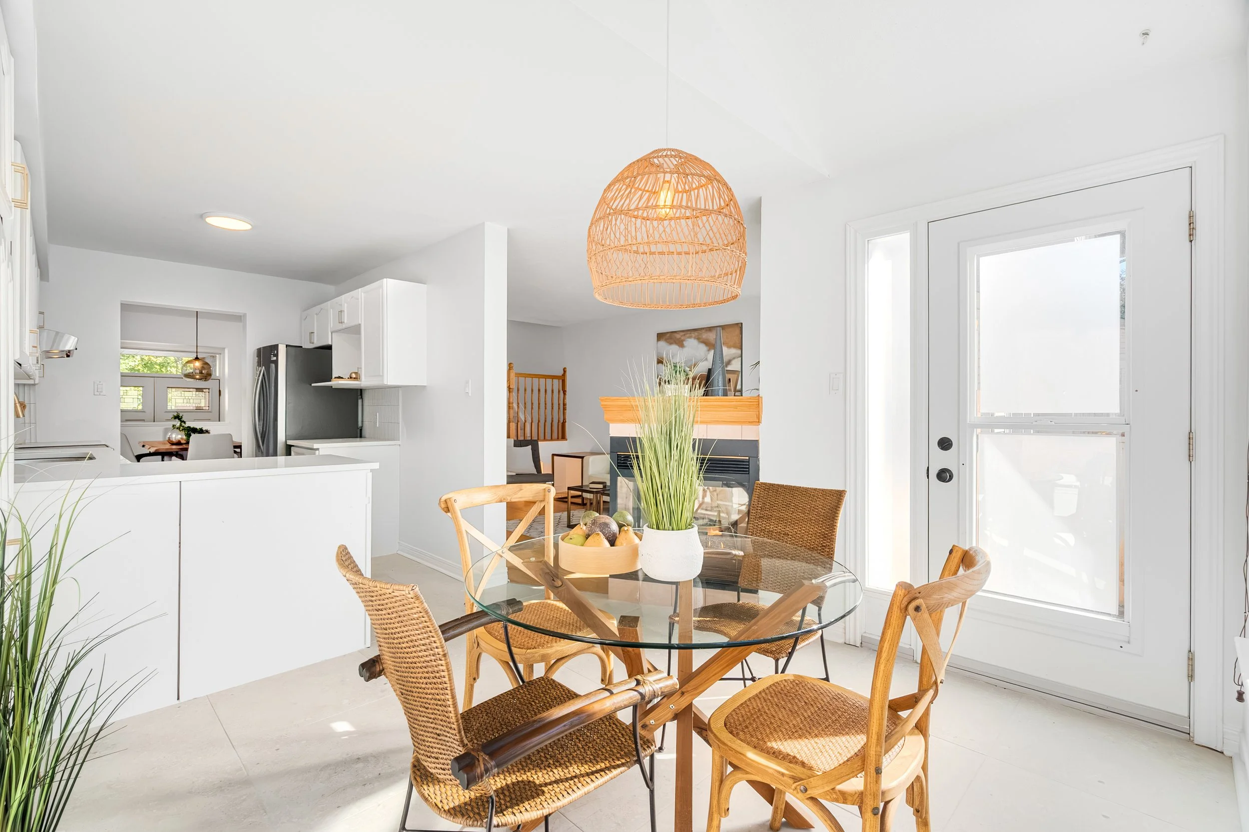 191ThornburryCres_049.jpg