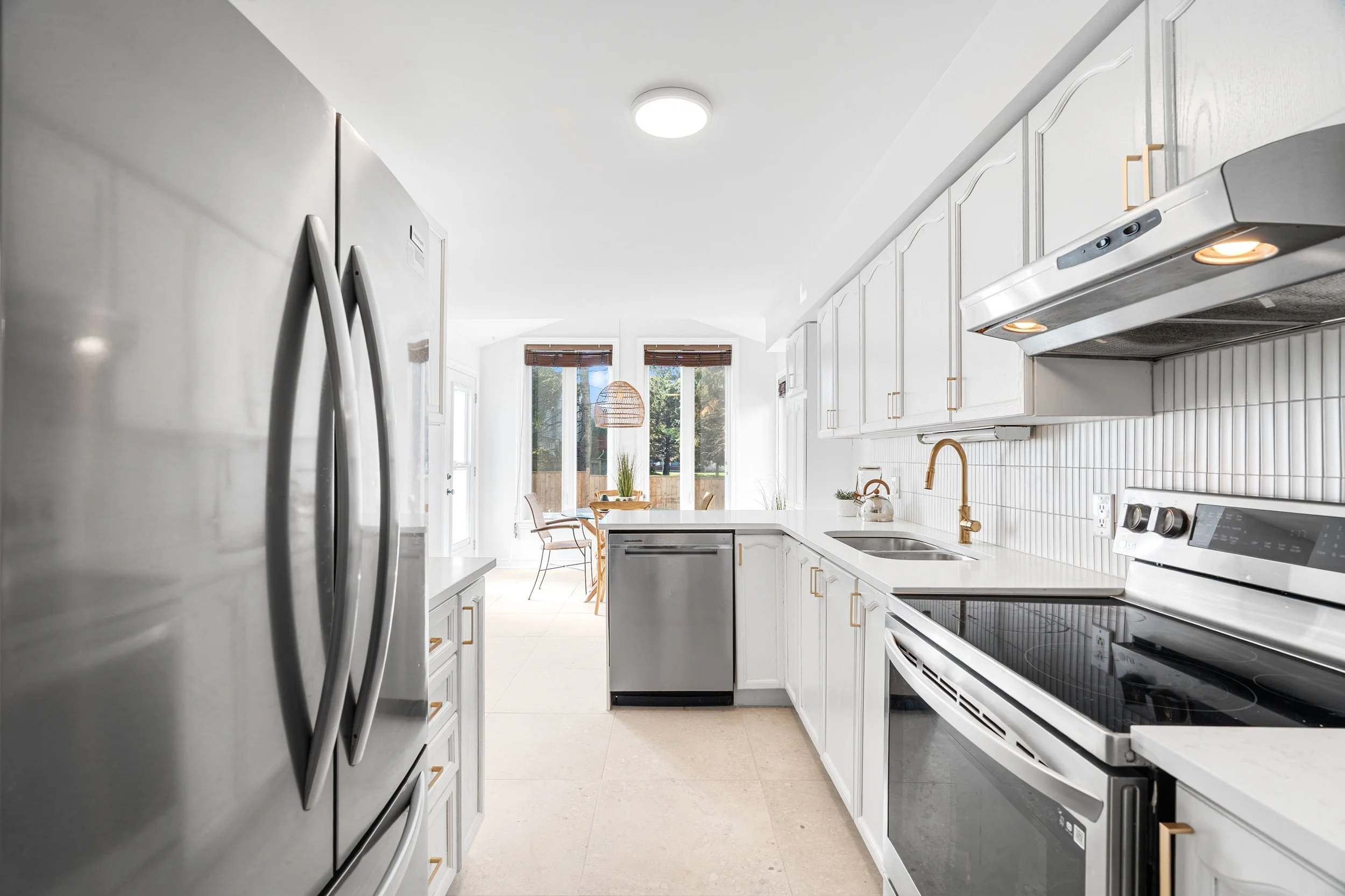 191ThornburryCres_067.jpg