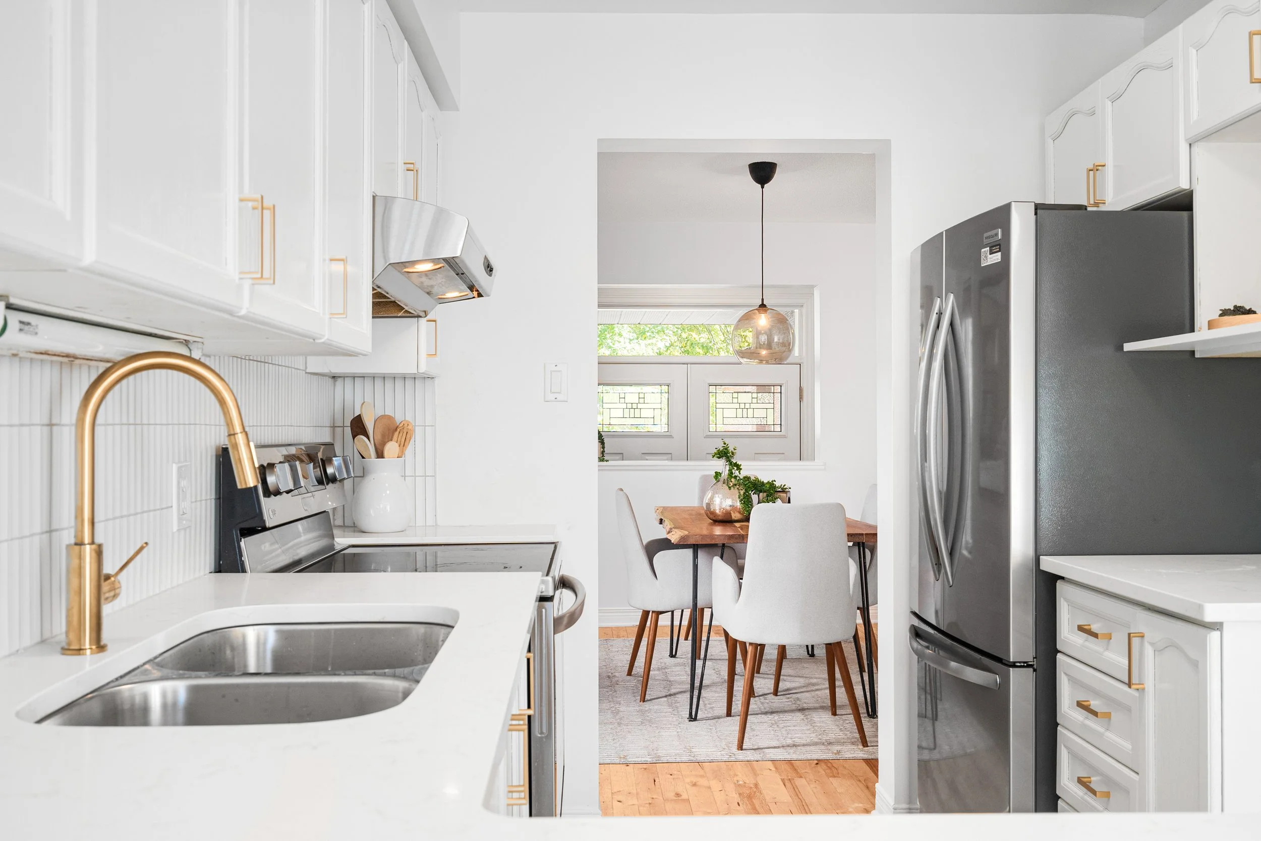 191ThornburryCres_070.jpg