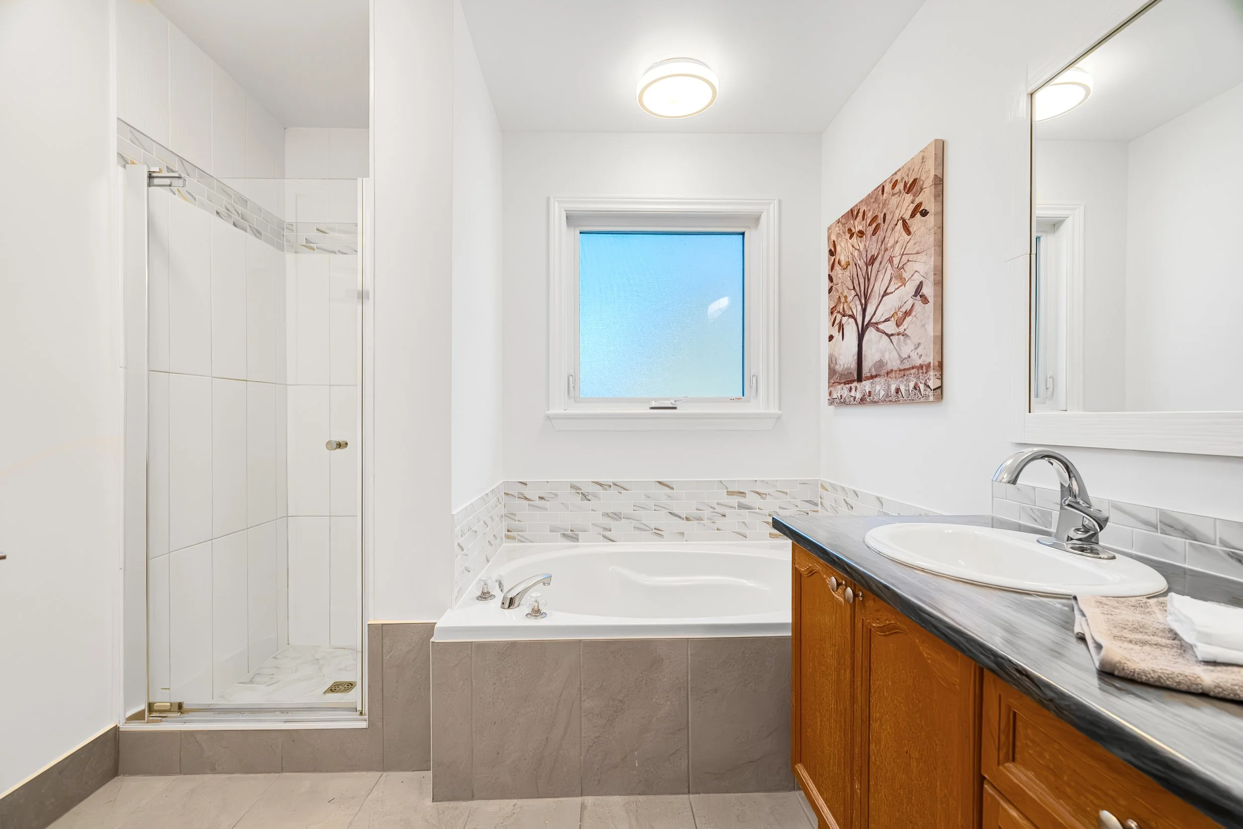 191ThornburryCres_127.jpg
