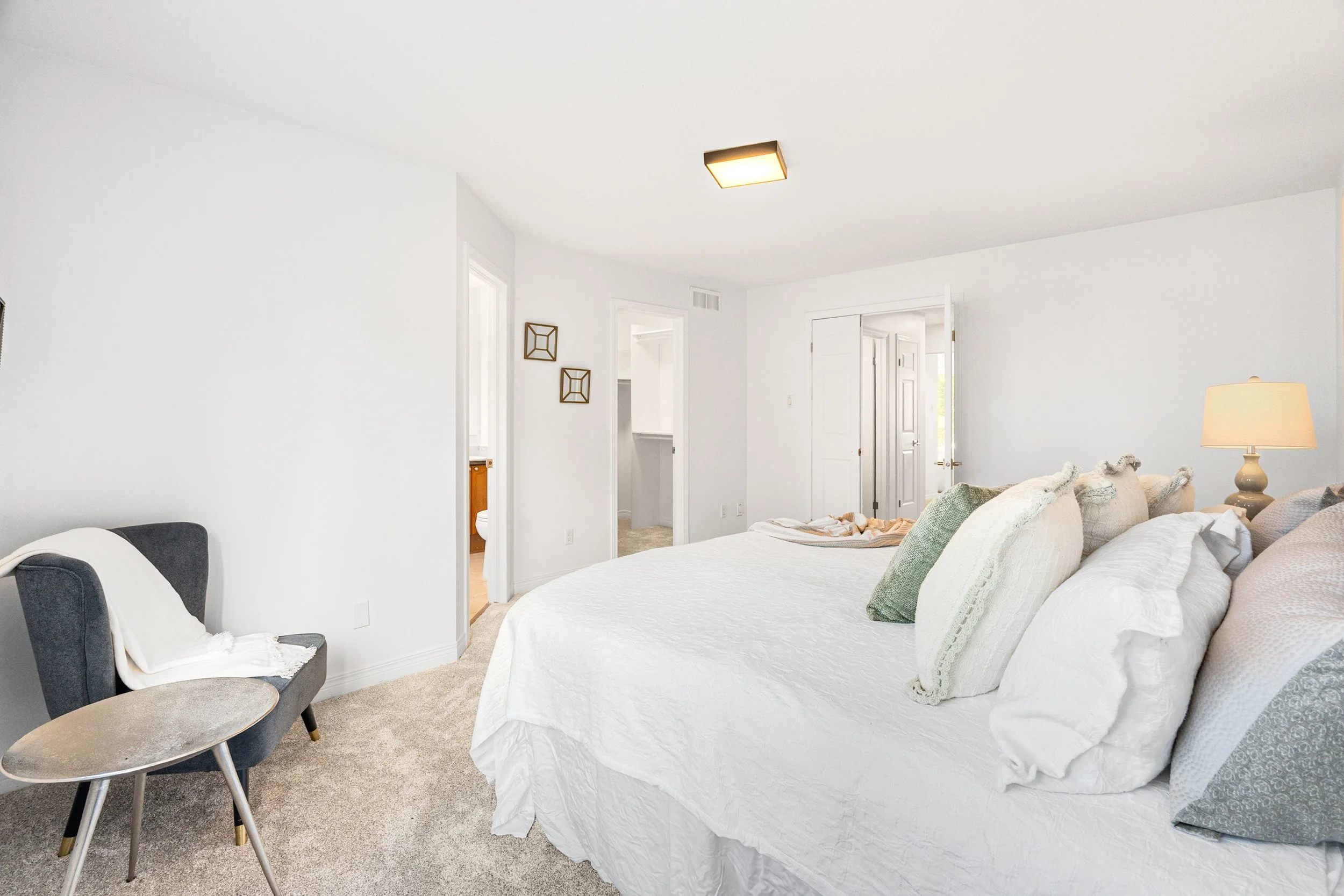 191ThornburryCres_129.jpg