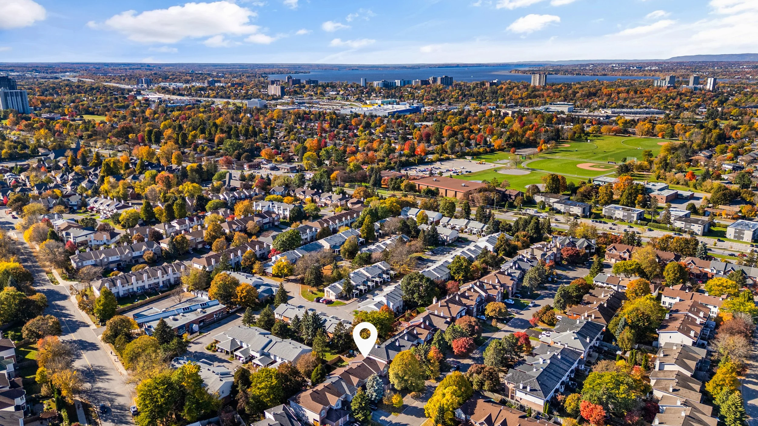 191 thornburyCres_Drone_011.jpg