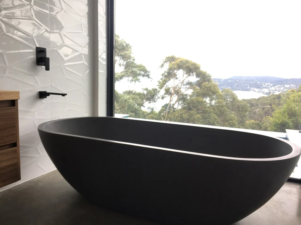 Lydia dark grey bath.jpg