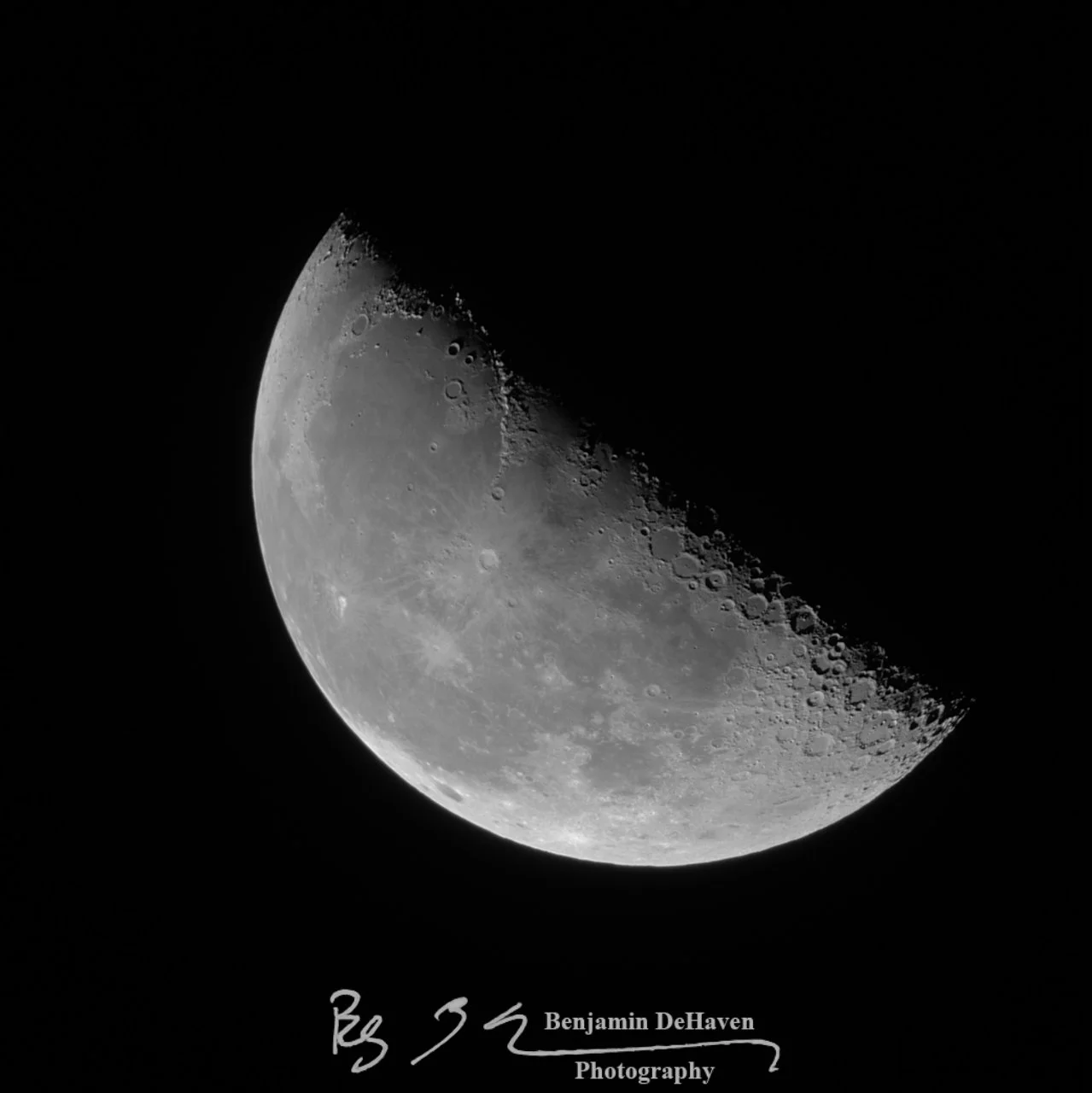B050027 - 8.19.22 Moon 2 copy.jpg