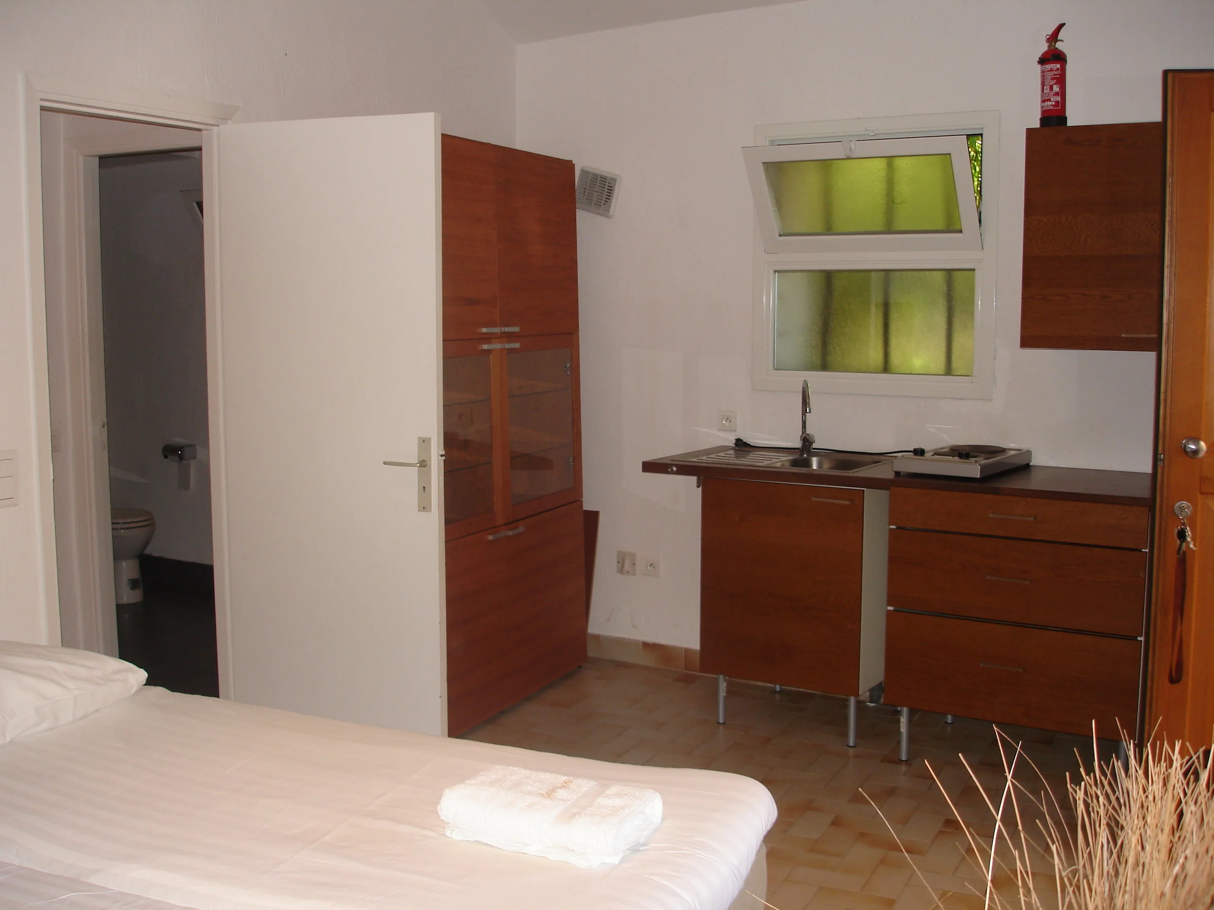 Garden house pentry.JPG