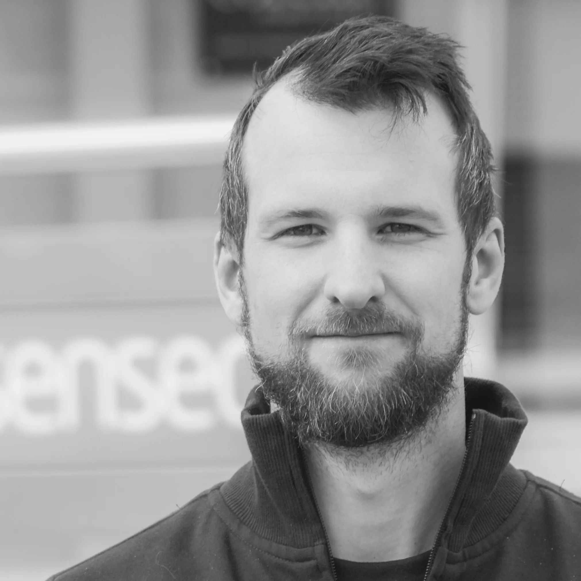 Nicklas Ädel Teamchef 070-540 12 37 nicklas.adel@sensec.se