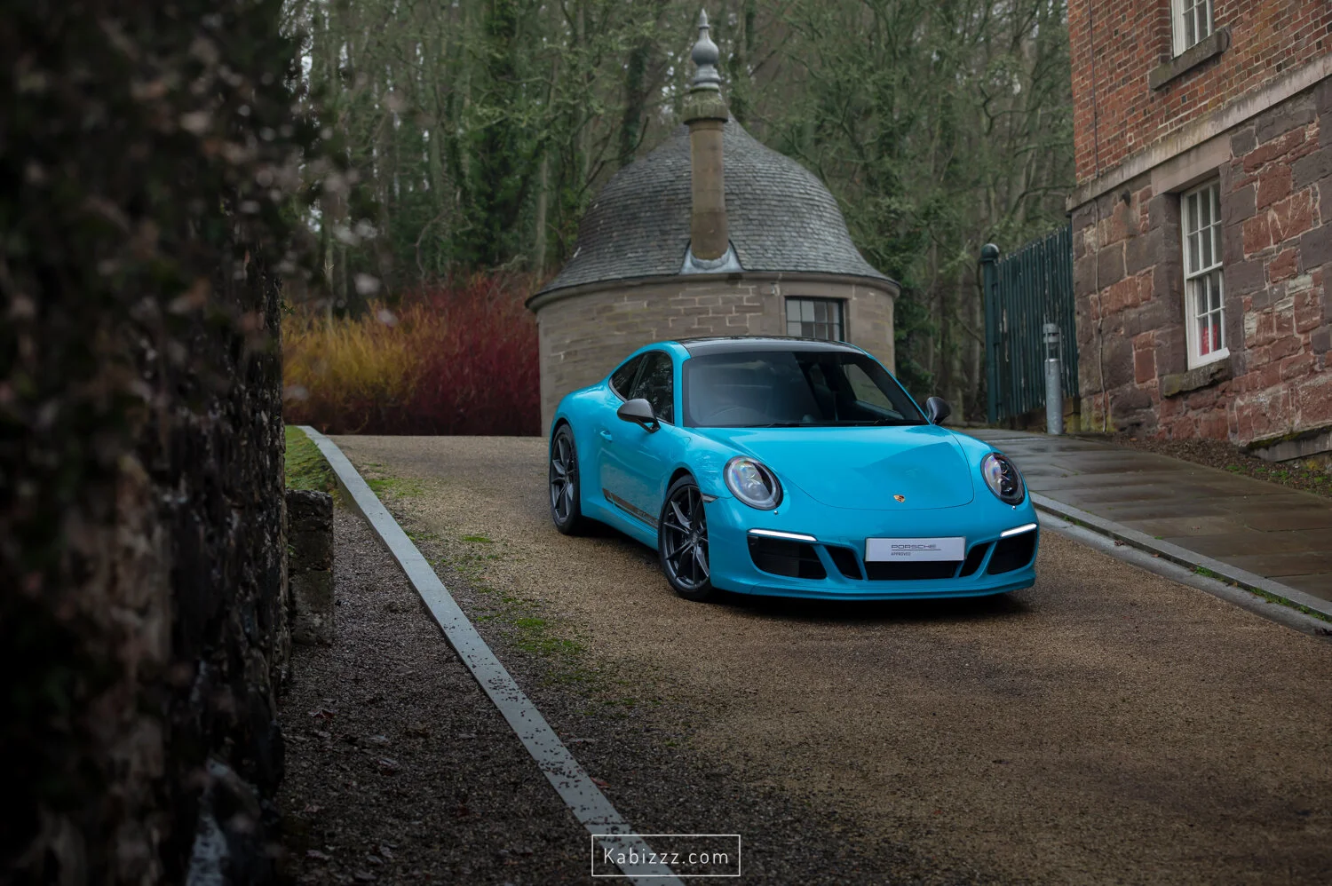 porsche_911_carrera_t_miamiblue_scotland_photography_automotive_photography_kabizzz-3.jpg