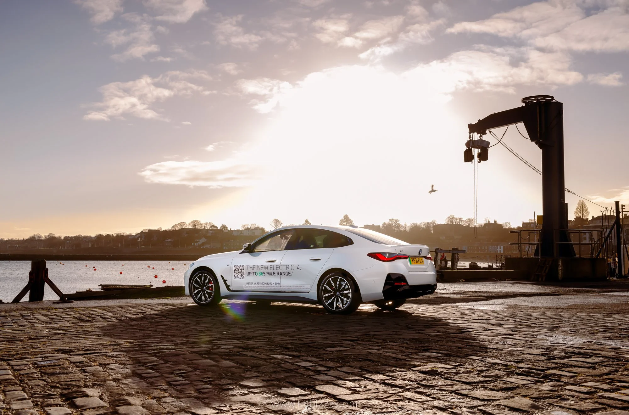 bmw_i4_kabizzz_automotive_photography.jpg