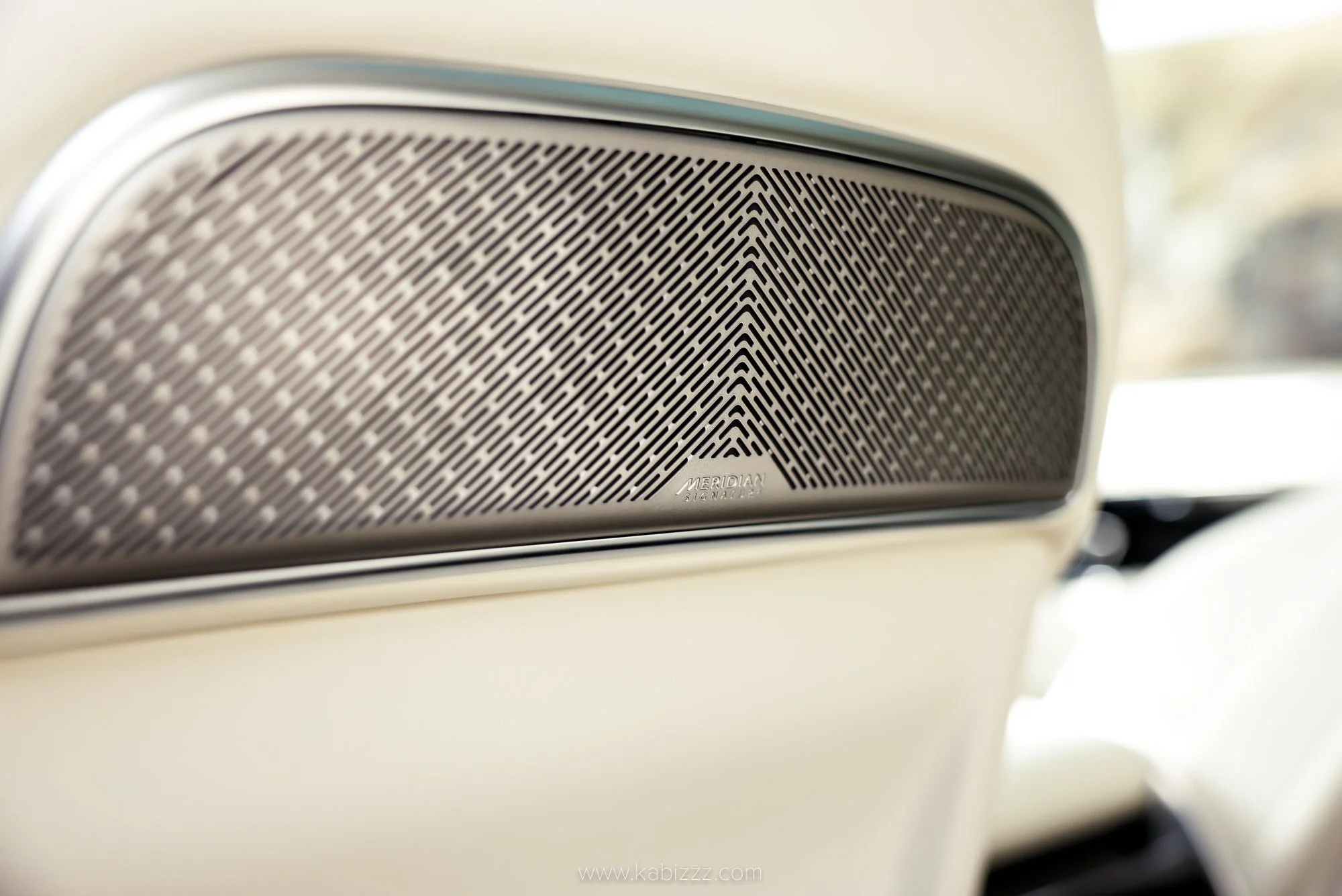 Land_rover_range_rover_2022_model_kabizzz_automotive_photography_6.jpg