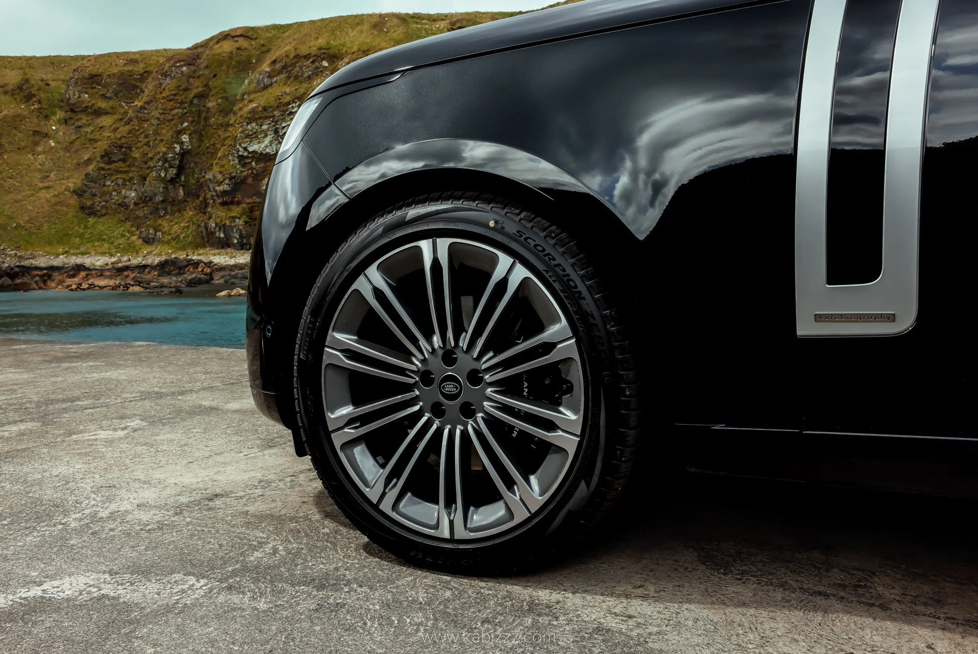 Land_rover_range_rover_2022_model_kabizzz_automotive_photography_10.jpg