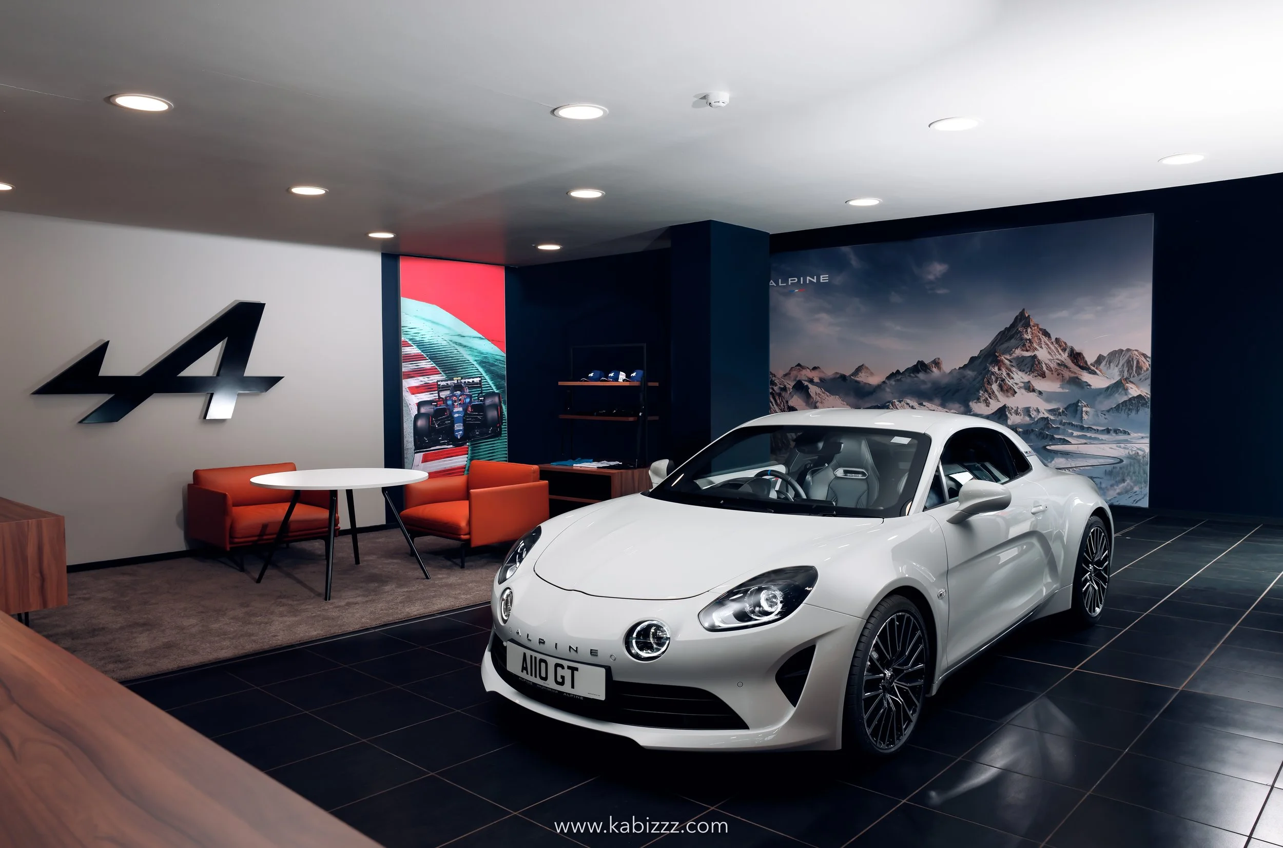 alpine_white_kabizzz_automotive_photography_001.jpg