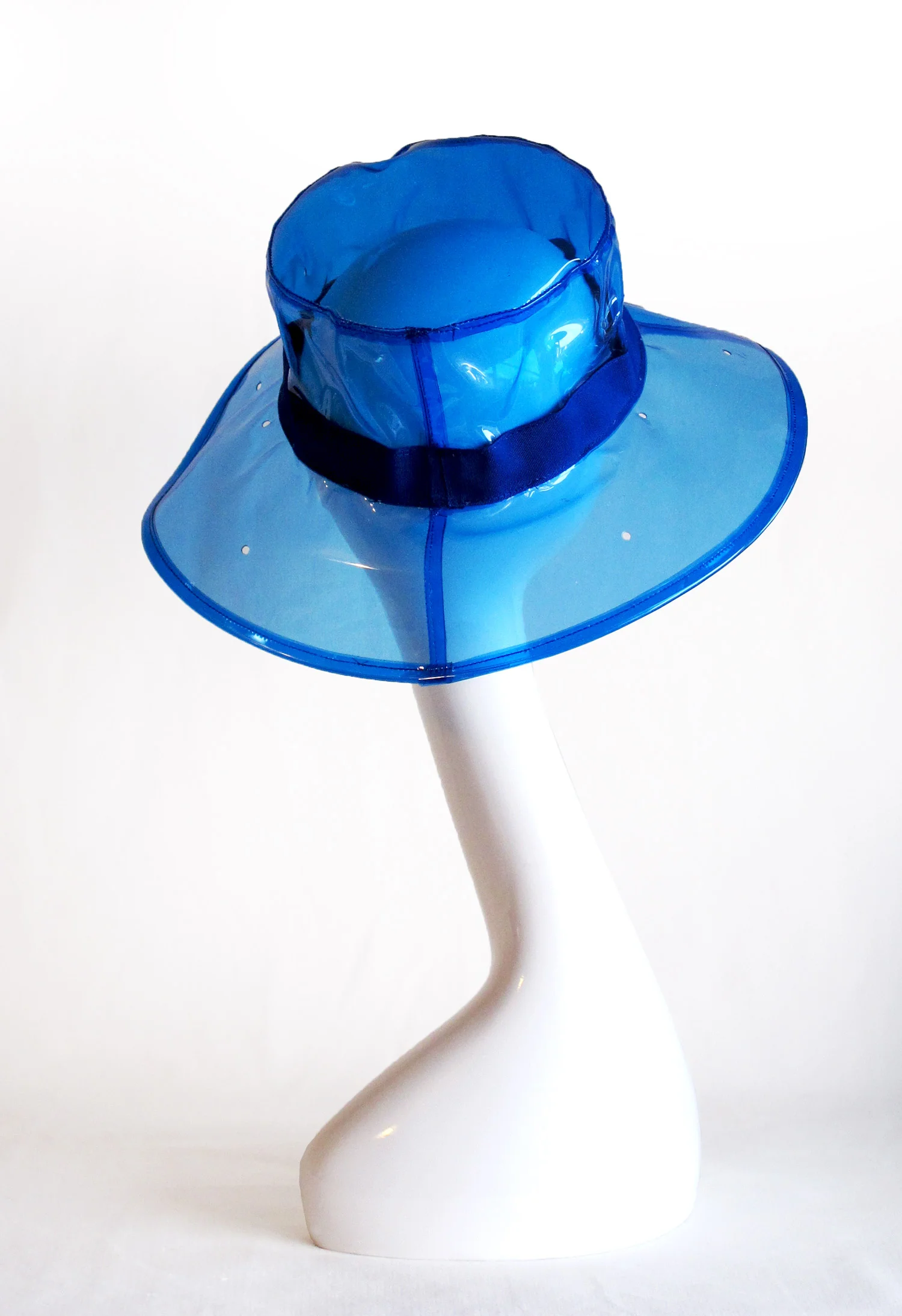 blue_plastic.jpg