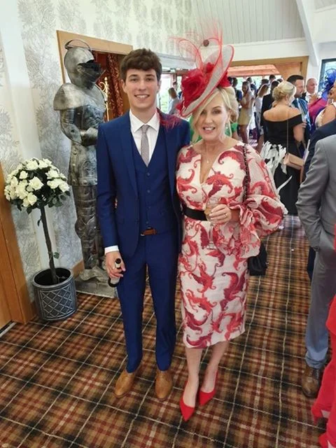 Jan Othen Ana offered excellent service and knowledge about the type of hat best suited to my dress. The hat we chose really added the wow factor to my outfit.