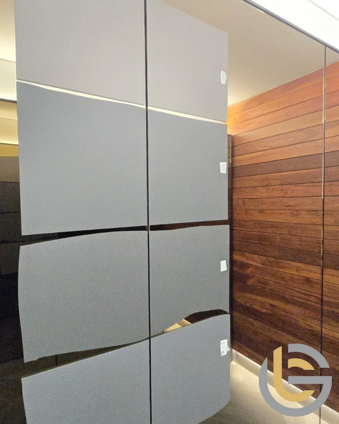 As part of #officerefurbishments, we often help clients update their existing spaces rather than replace them. Whether that&rsquo;s reception desks, doors, office furniture or walls. Here&rsquo;s how our process works:

* We come to you to take accur