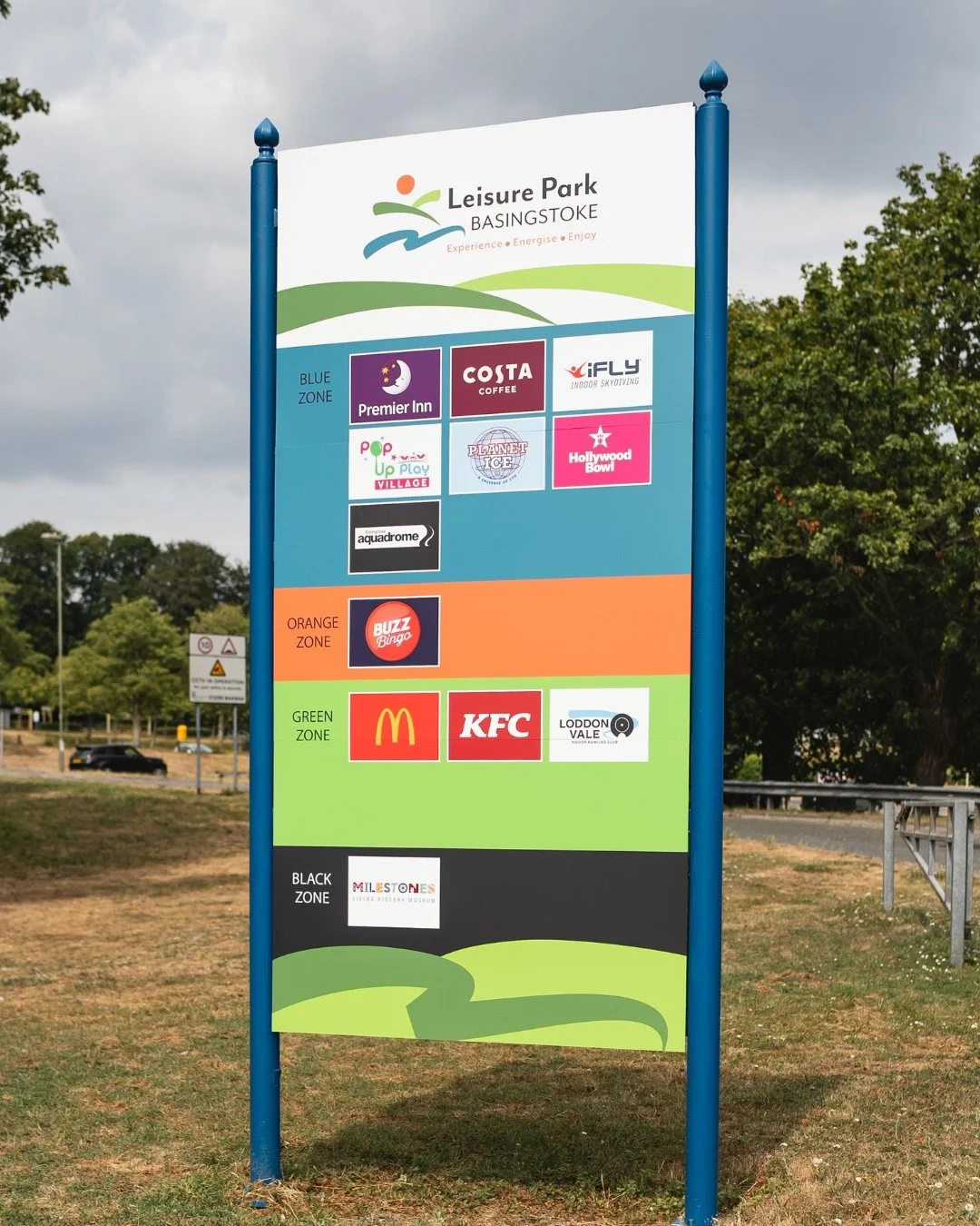 We recently completed this bespoke totem signage installation for #MCMFacilitiesManagement at Basingstoke Leisure Park. 

Designed to improve visibility and help visitors navigate the site, the new signage provides a clear and professional welcome wh