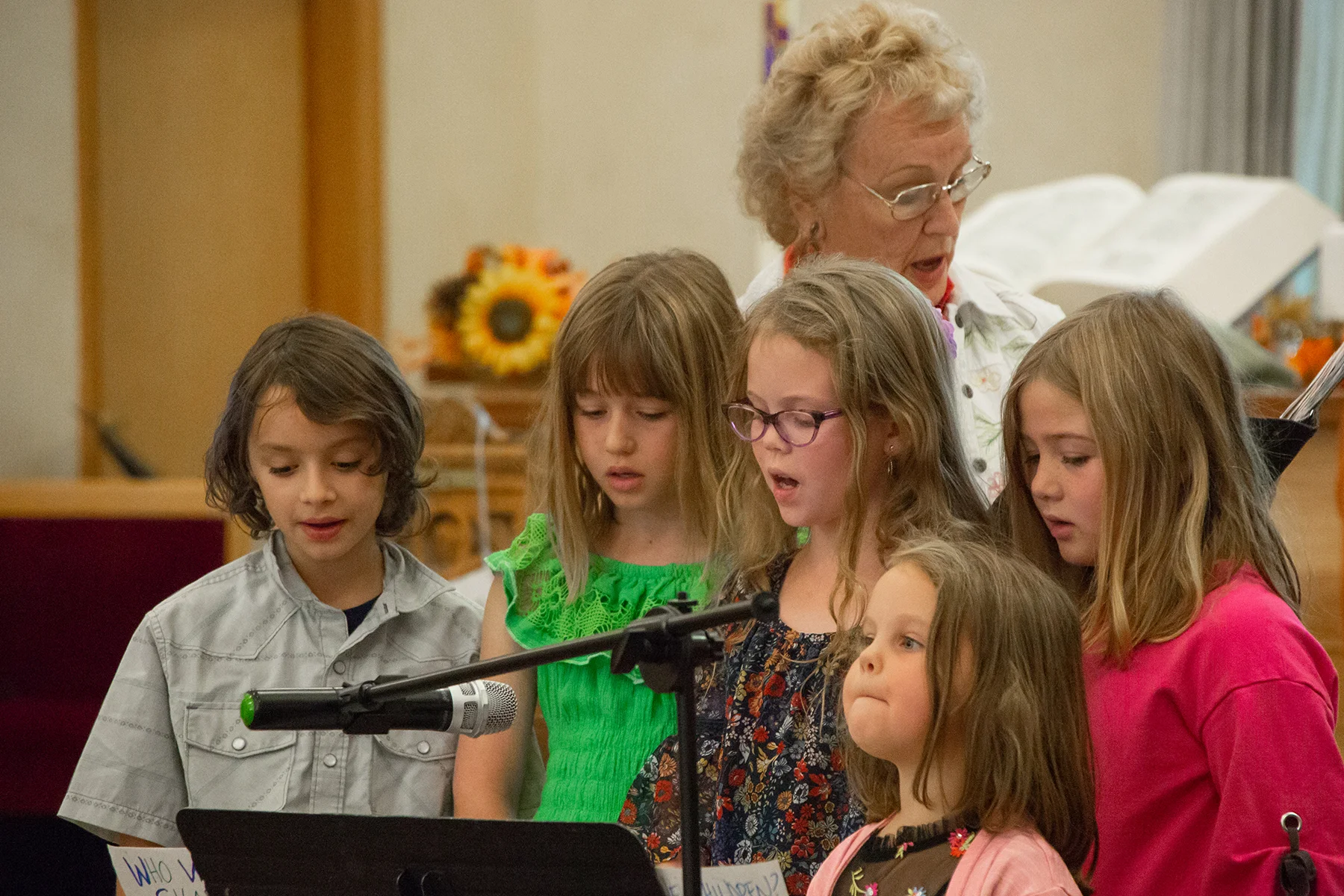 Children sing during worship at FUMC mIssoula, Montana