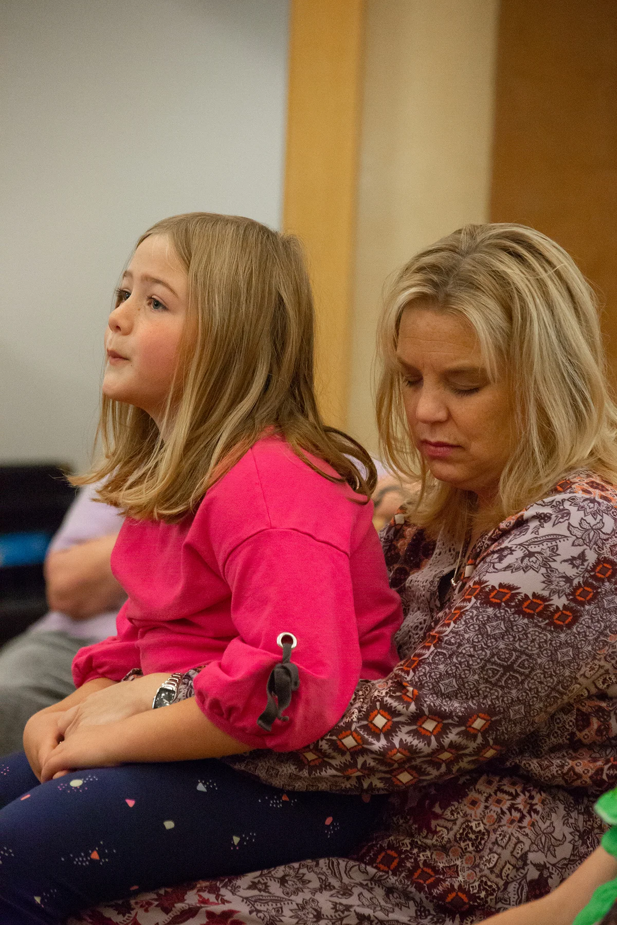 Mother and Daughter during worship at FUMC Missoula