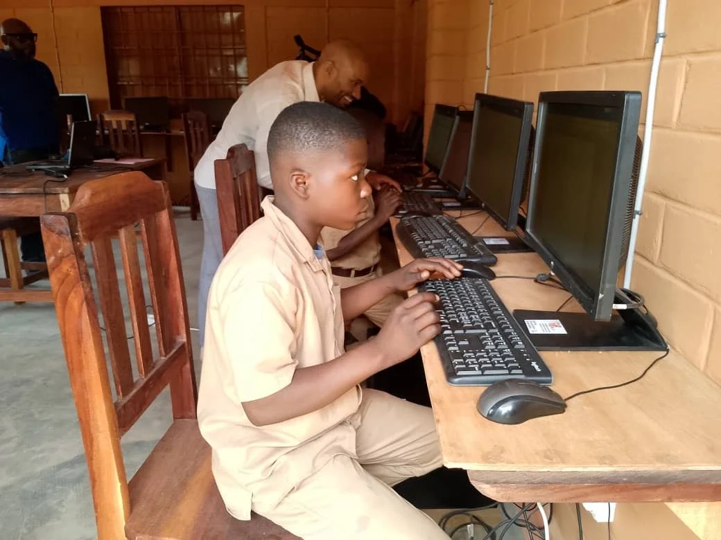 Alphabétisation informatique dans la région des Savanes